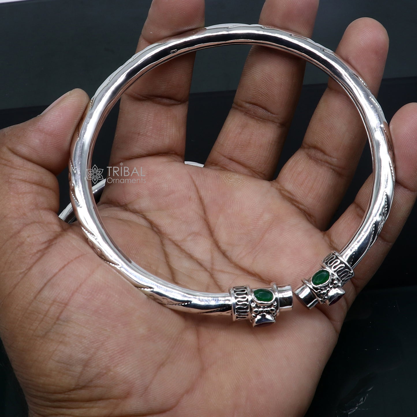 925 sterling silver stylish design ankle kada, ankle bangle bracelet with gorgeous green and red stone nsfk120 - TRIBAL ORNAMENTS