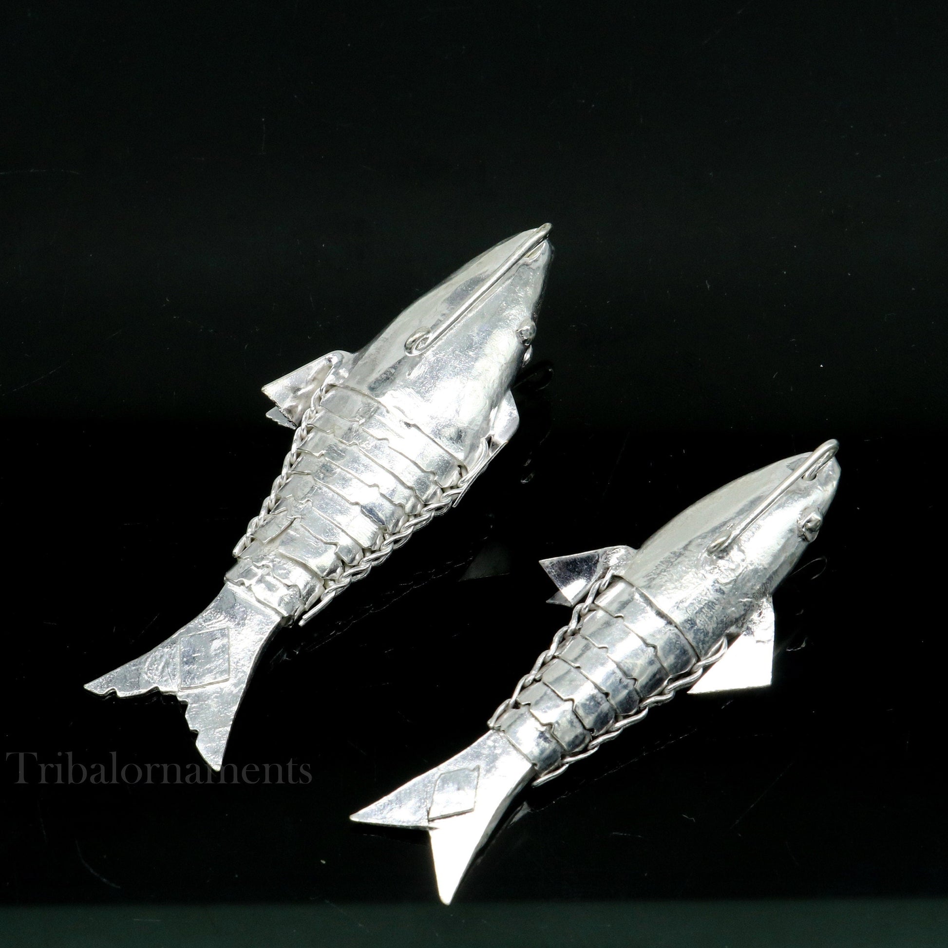 Solid silver handmade silver fish, Lord vishnu avatar Matsya, Silver Puja Fish For Prosperity And Good Luck, best collectible art su561 - TRIBAL ORNAMENTS