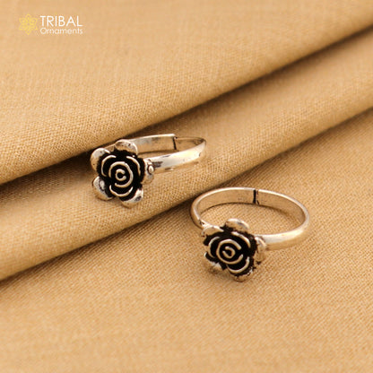 Sterling silver handmade toe ring with an intricate rose flower design, tribal and vintage style jewelry for brides.