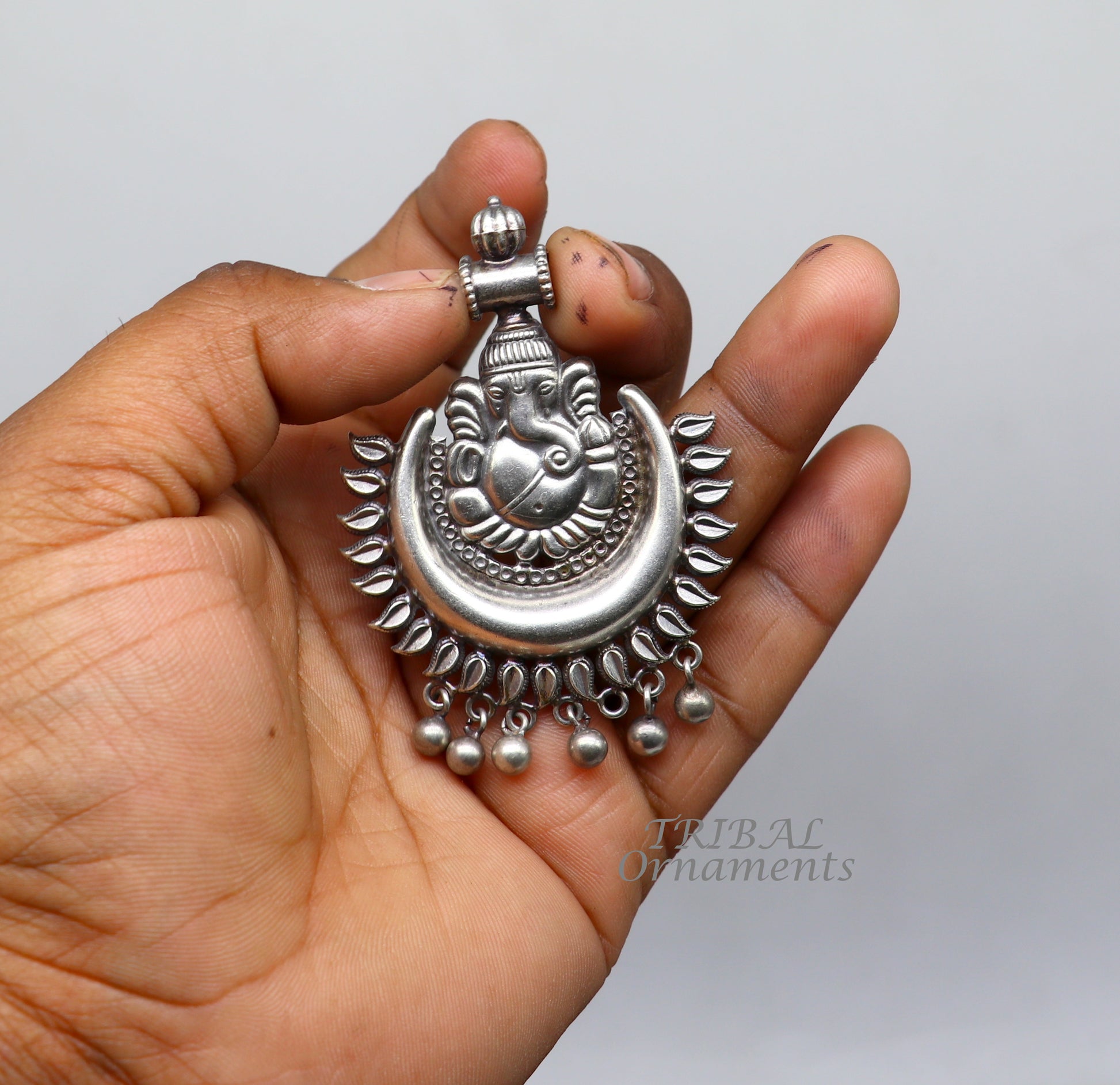 Vintage design 925 silver customized idol lord Ganesha pendant with gorgeous hanging drops, excellent brides gifting fancy pendant ssp362 - TRIBAL ORNAMENTS
