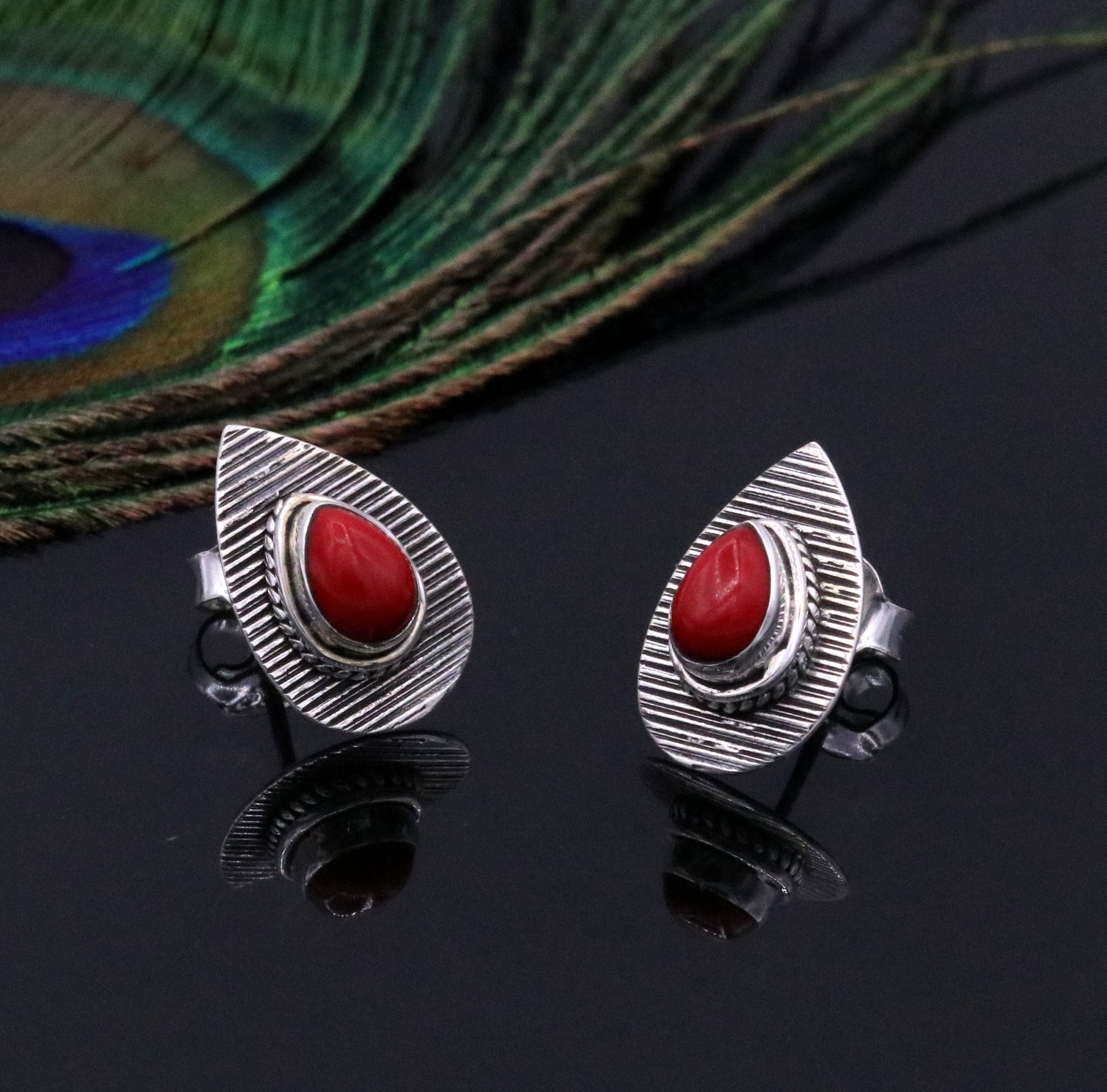 SAPPHIRE RED COLOR STONE HANDMADE 925 STERLING SILVER STUD VINTAGE EARRINGS s238 - TRIBAL ORNAMENTS