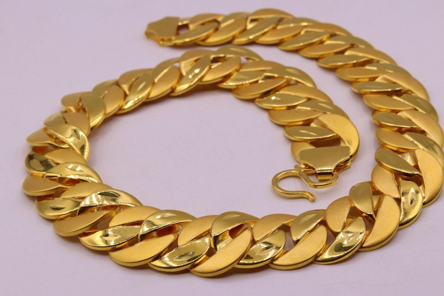 Sale 22 karat yellow gold handmade chain heavy curb Cuban hollow unisex - TRIBAL ORNAMENTS