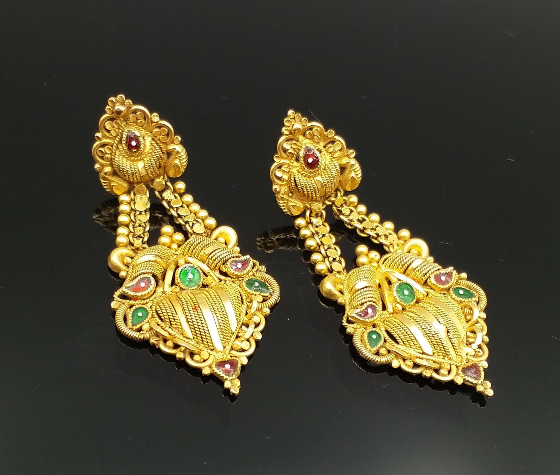 22carat karat yellow gold handmade filigree work stud earring fabulous indian traditional design earring jewelry - TRIBAL ORNAMENTS