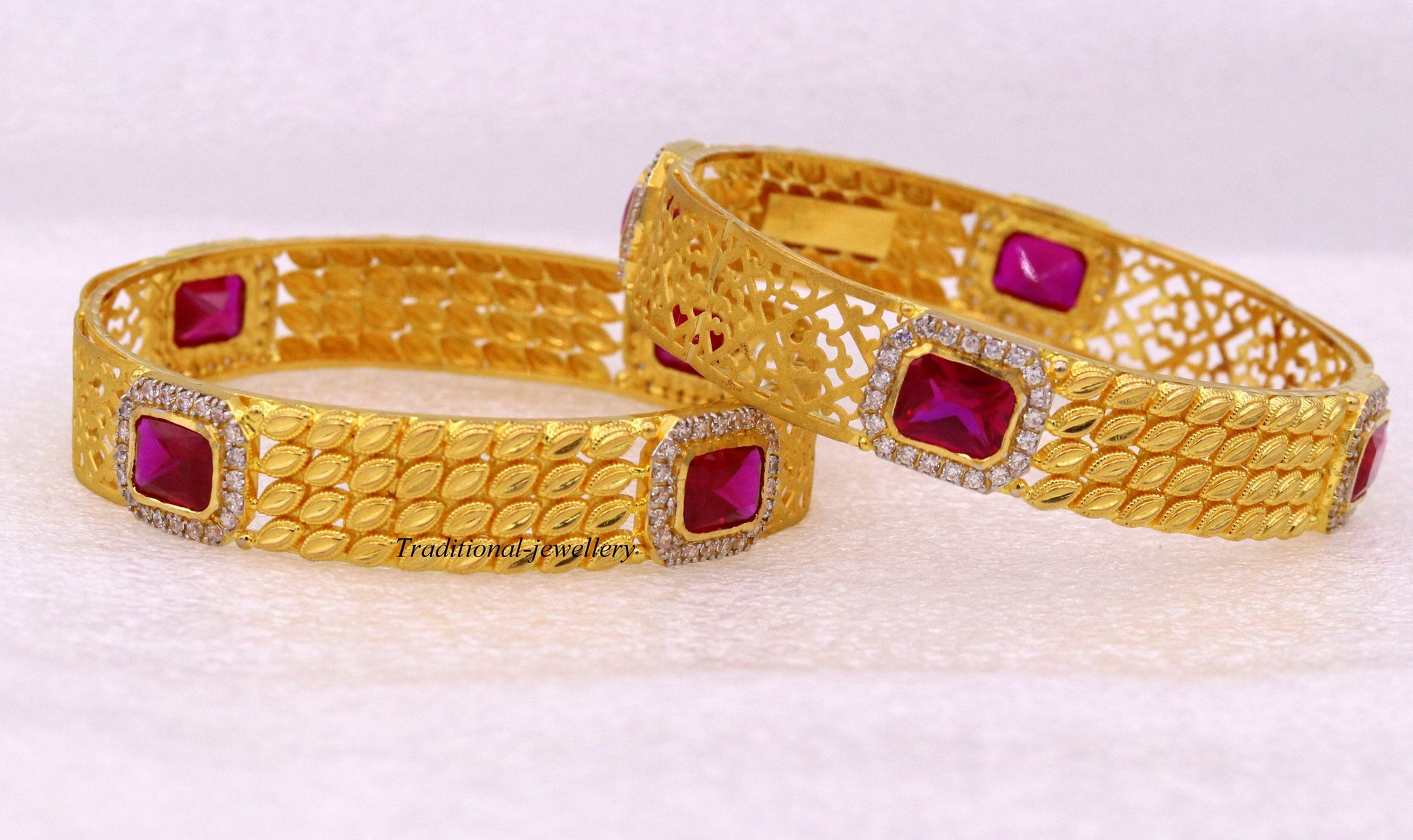 Vintage antique stylish handmade 22kt yellow gold bangle bracelet women's wedding anniversary gifting jewelry - TRIBAL ORNAMENTS