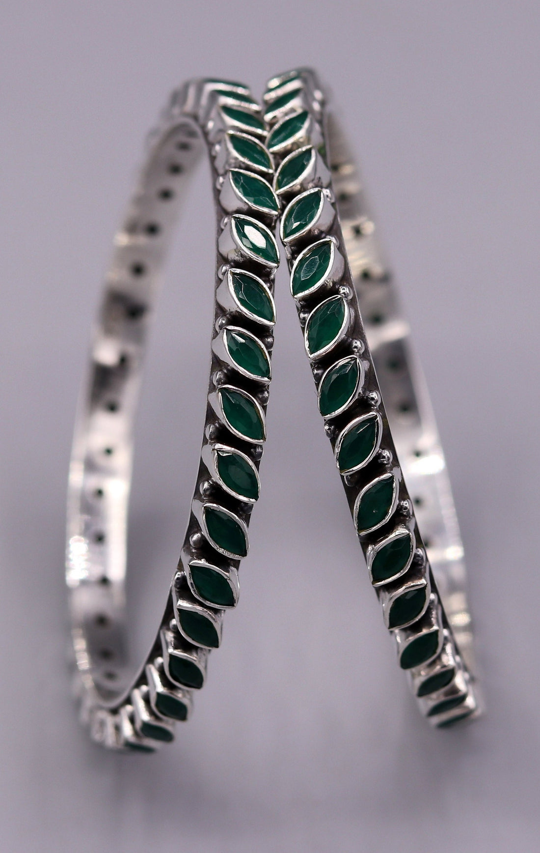 925 Sterling silver bangle  bracelet gorgeous design green emerald stone women top class stylish jewelry daily use jewelry form india ba06 - TRIBAL ORNAMENTS