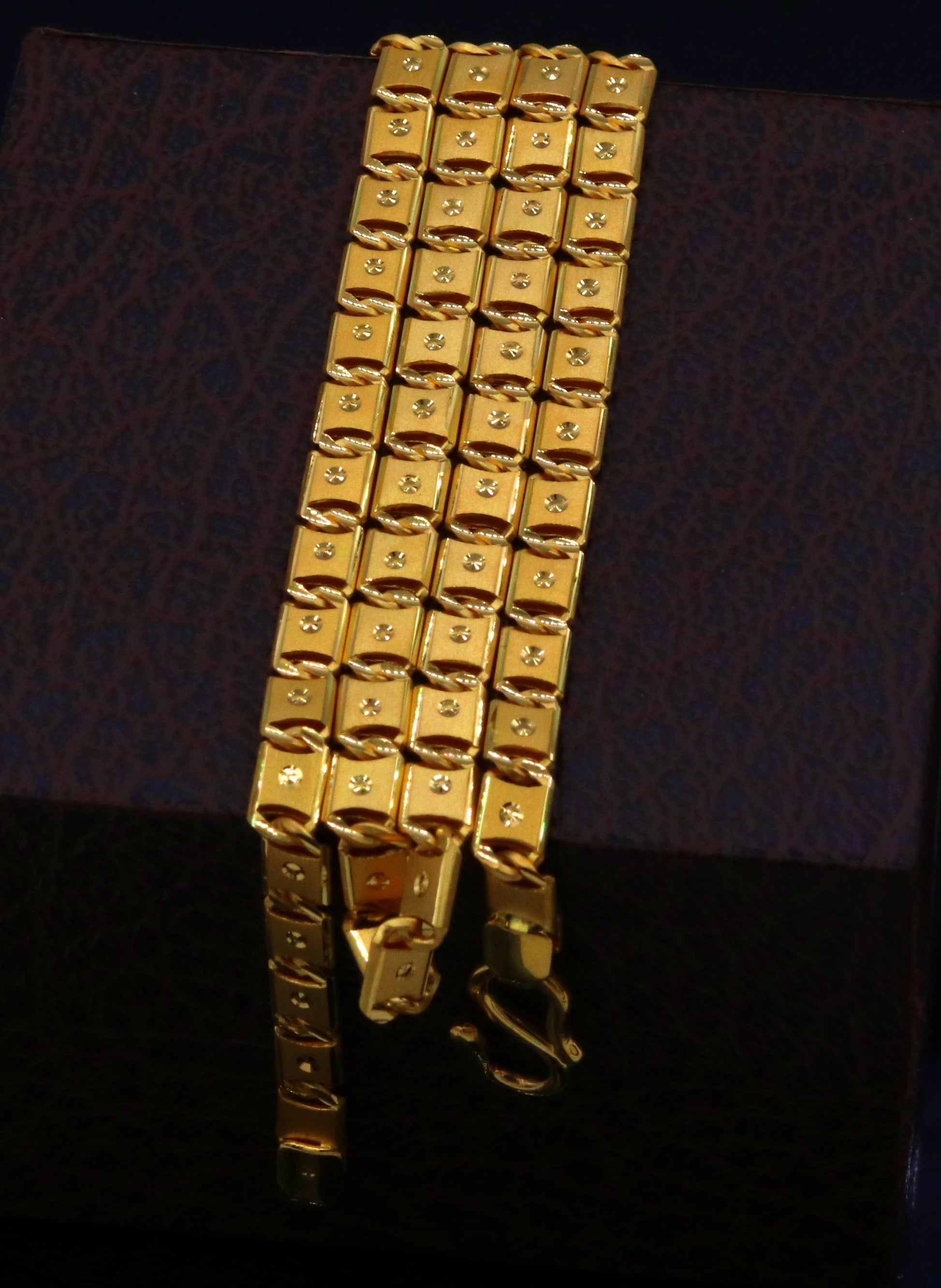 22kt yellow gold fabulous diamond cut nawabi chain men's women's necklace 20 inches unisex designer jewelry - TRIBAL ORNAMENTS