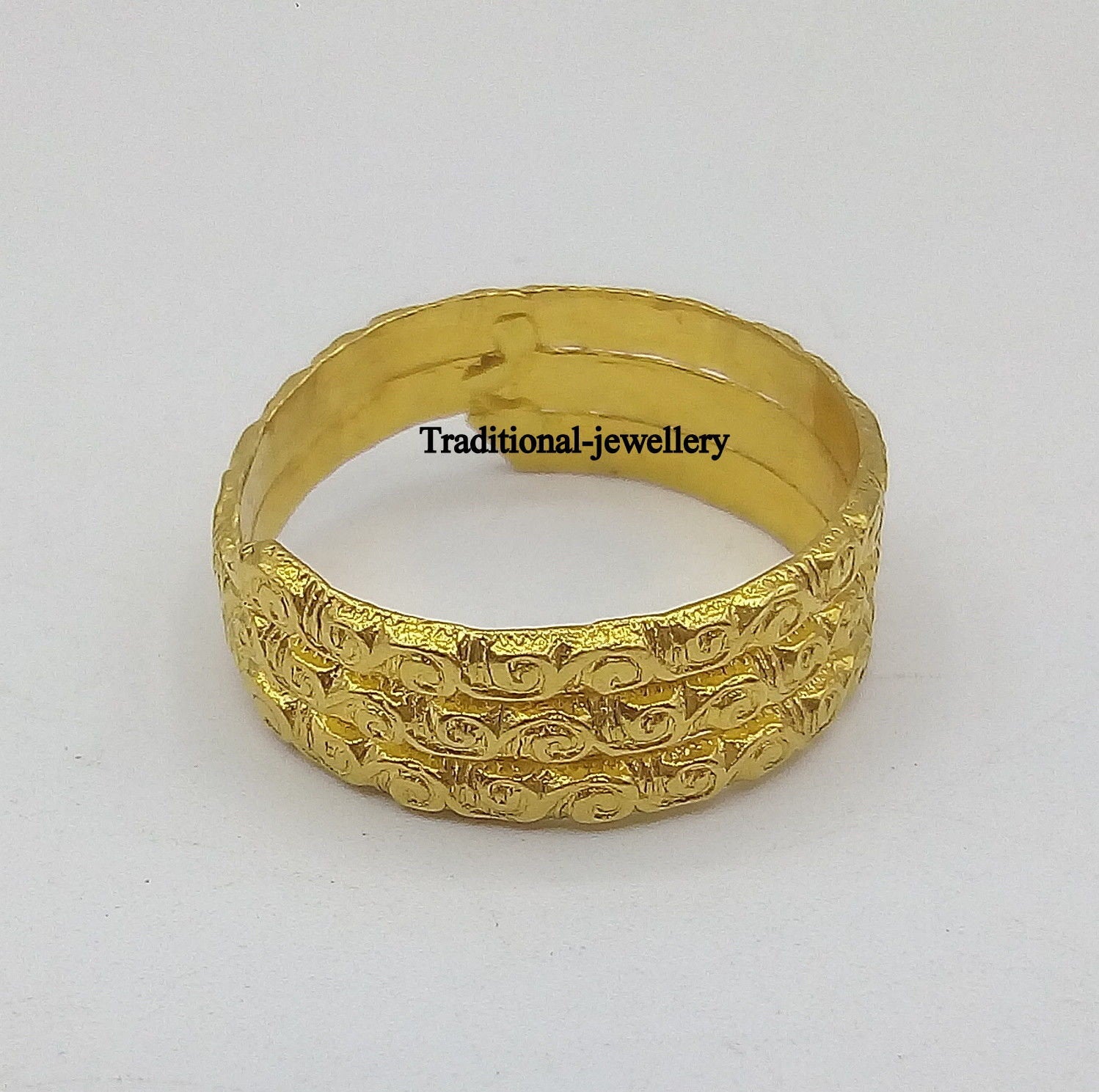Pin by raju nensi on Haveli india | Gold rings fashion, Gold jewelry  simple, Gold jewelry fashion