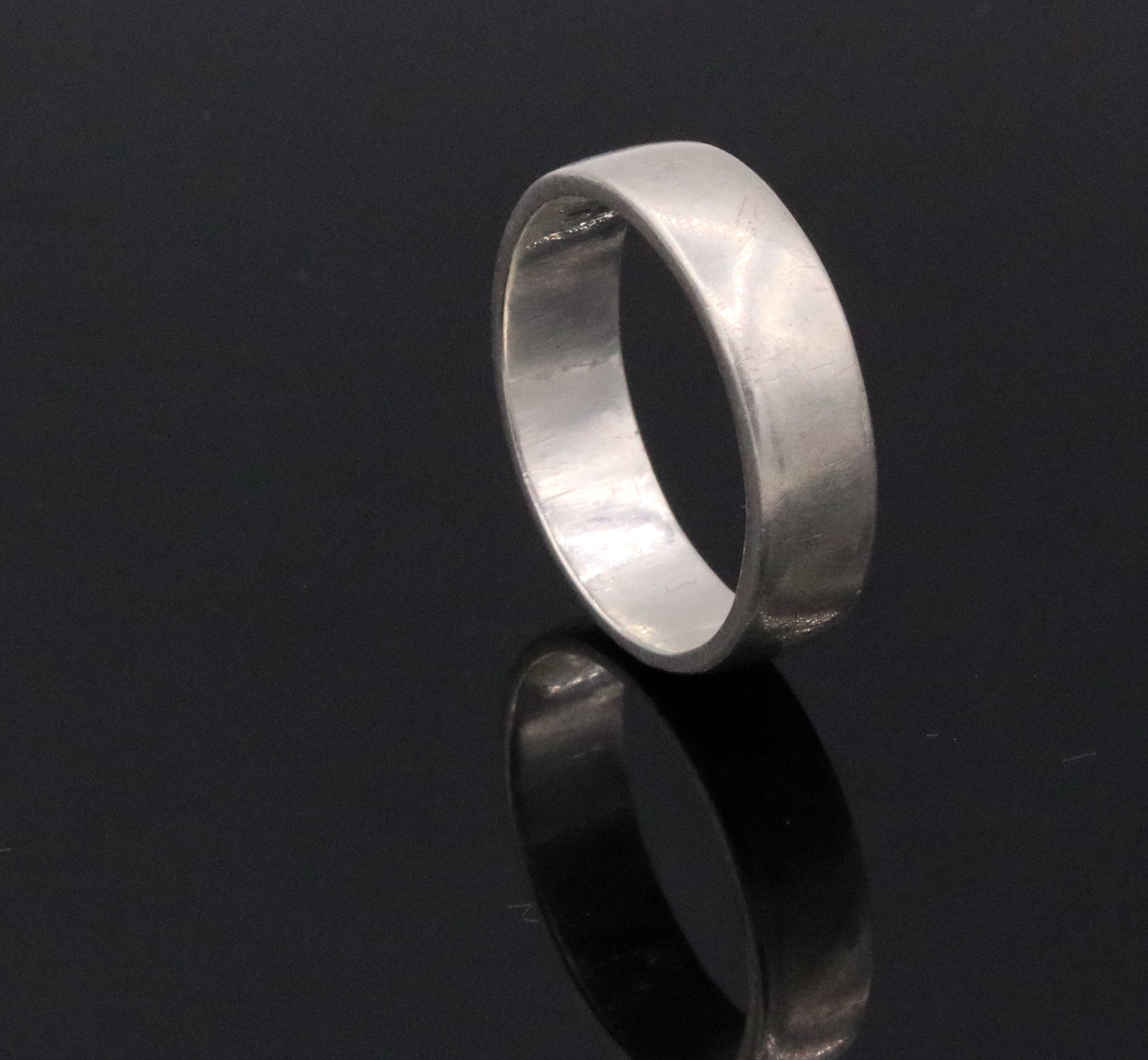 Plain Rings: Plain Sterling Silver Belt Clasp Band Ring, rp622