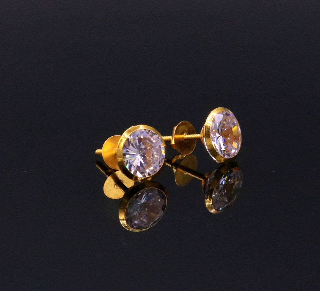 18Karat yellow gold gorgeous cubic zircon stone amazing 6 mm stud earring excellent vintage antique design er87 - TRIBAL ORNAMENTS