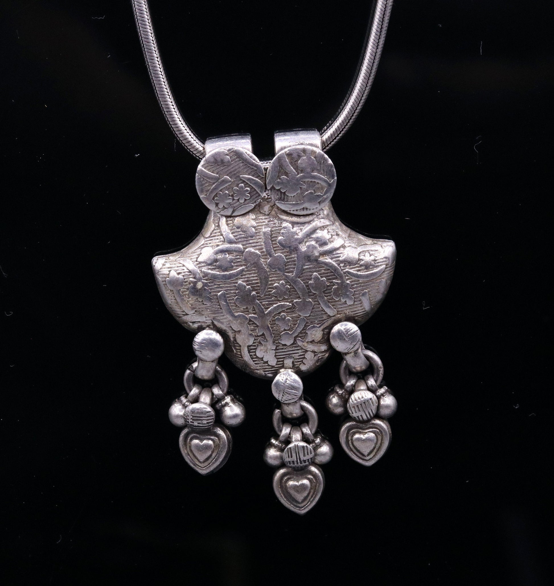 Vintage antique design handmade 925 sterling silver pendant with amazing hanging bells tribal jewelry from india nsp78 - TRIBAL ORNAMENTS