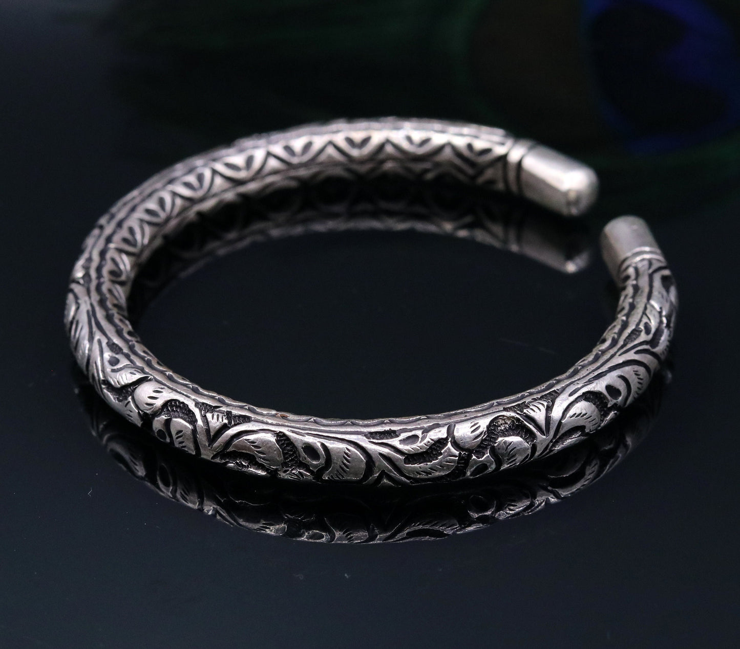 Fabulous 925 sterling silver handmade amazing engraving design wrist bangle bracelet kada, top class jewelry from Rajasthan India nsk63 - TRIBAL ORNAMENTS