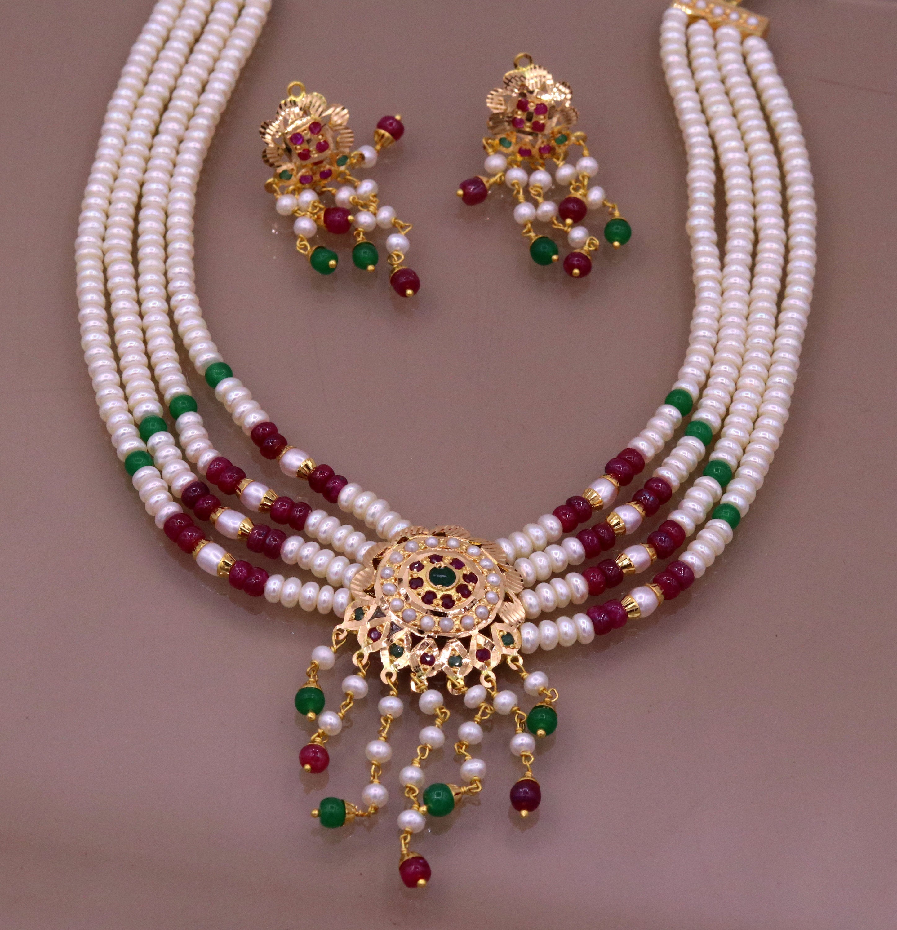 Handicraft necklace deals