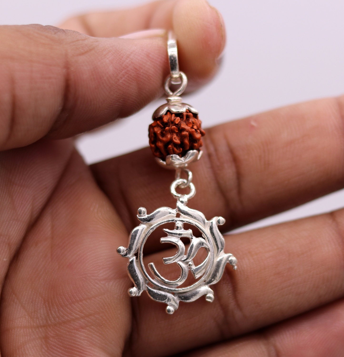 Vintage antique sterling silver handmade fabulous real rudraksha bead with 'aum' pendant unisex jewelry nsp96 - TRIBAL ORNAMENTS
