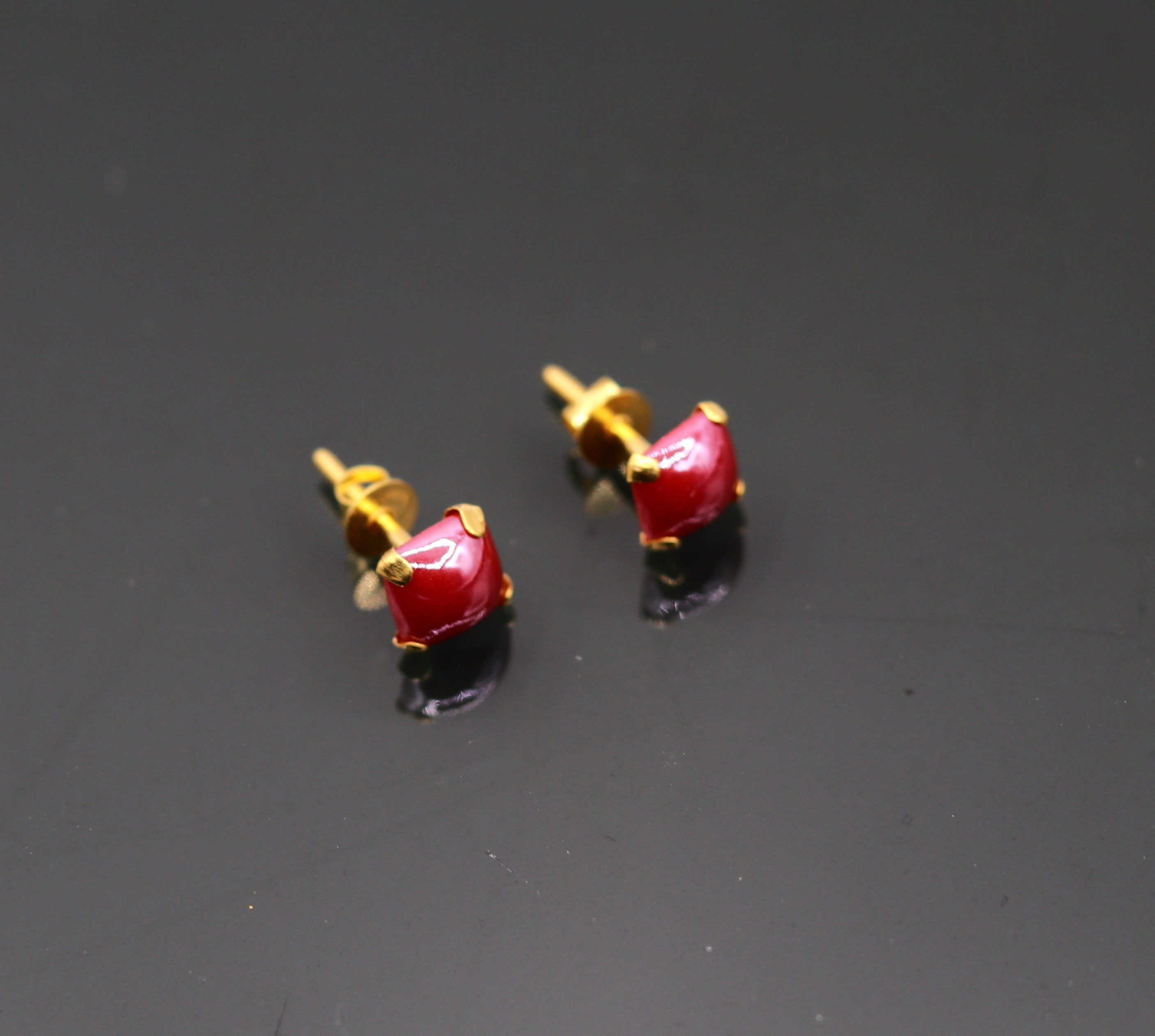 Anokhi Ada Red Heart Shaped Small Plastic Stud Earrings for Girls ( AR –  Anokhiada.com