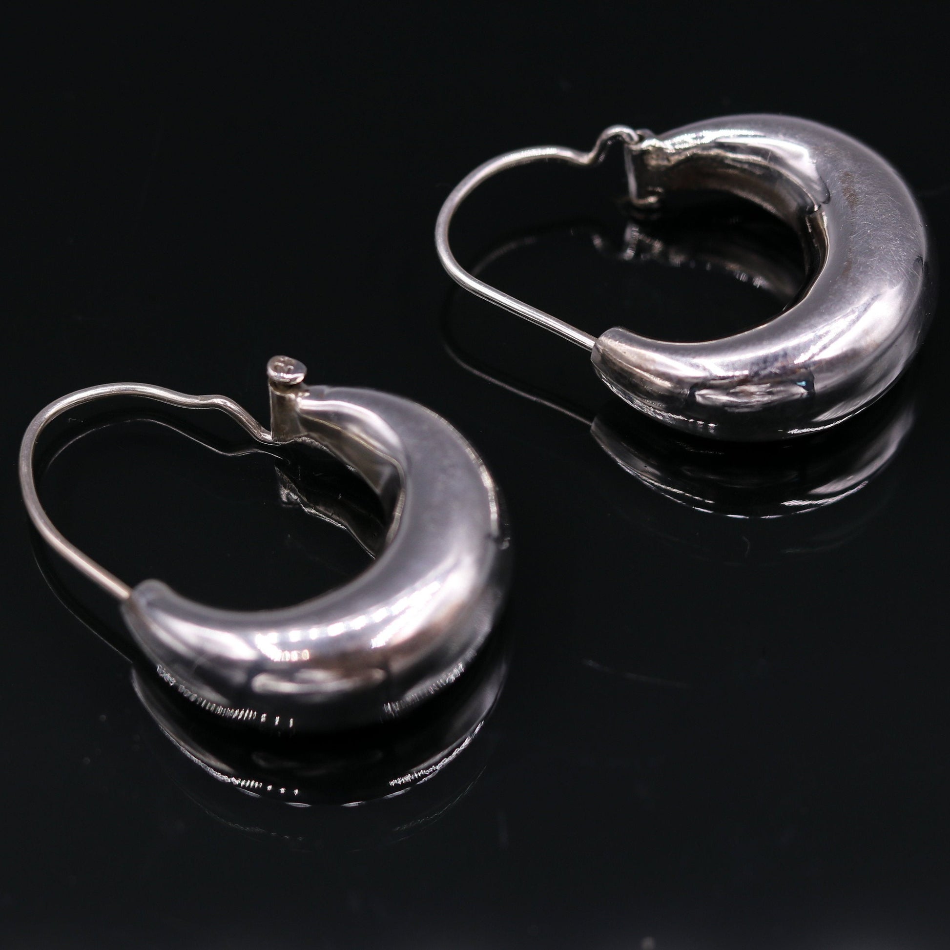 Indian traditional style 925 sterling pure silver handmade vintage style hoops earrings kundal, ethnic bali tribal jewelry from india s588 - TRIBAL ORNAMENTS