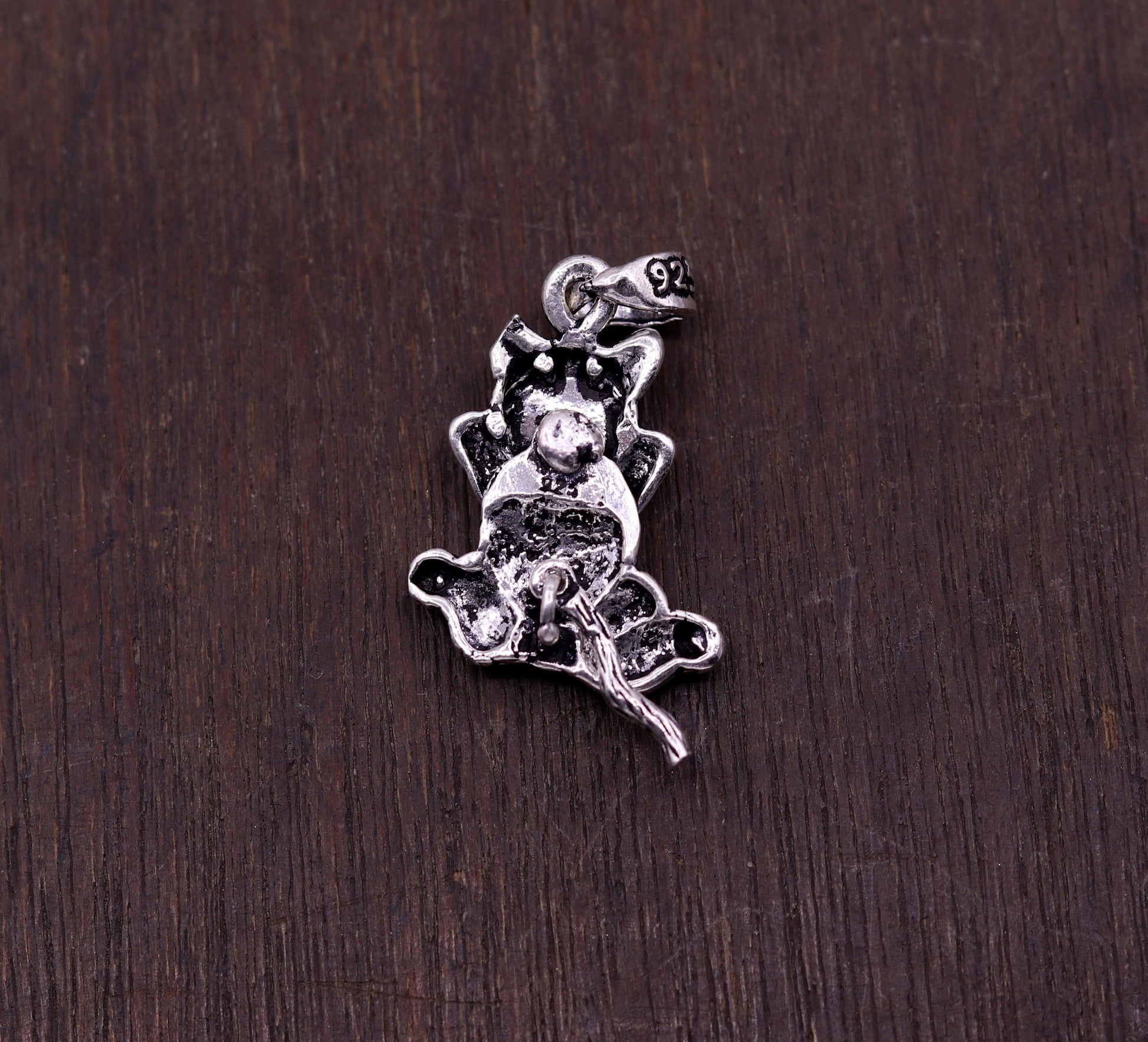 Amazing 925 sterling silver handcrafted fabulous animal cat pendant excellent stylish modern unisex gifting jewelry from india nsp219 - TRIBAL ORNAMENTS