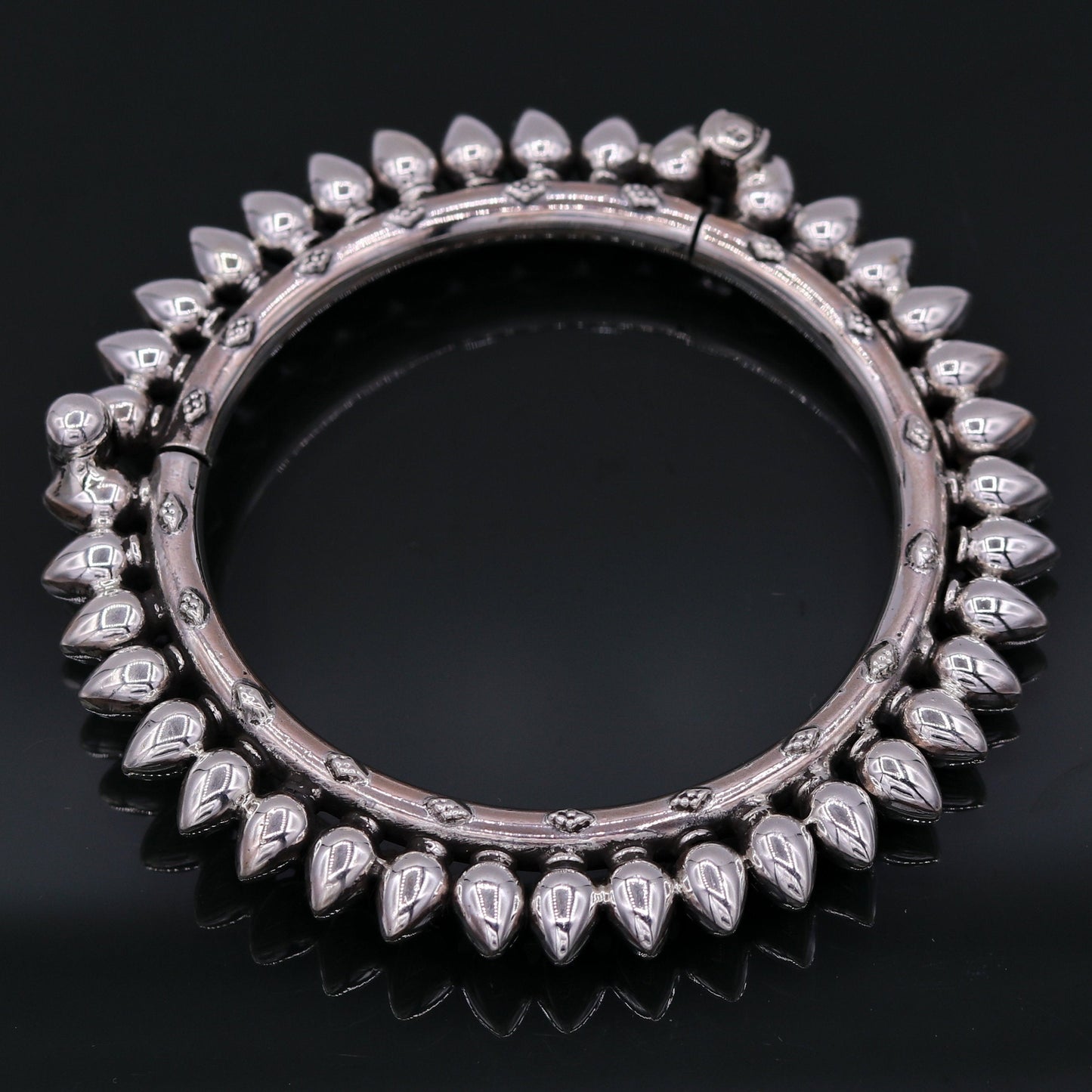 Vintage stylish  925 sterling silver handmade gorgeous tribal bangle bracelet kada tribal wedding jewelry nsk159 - TRIBAL ORNAMENTS