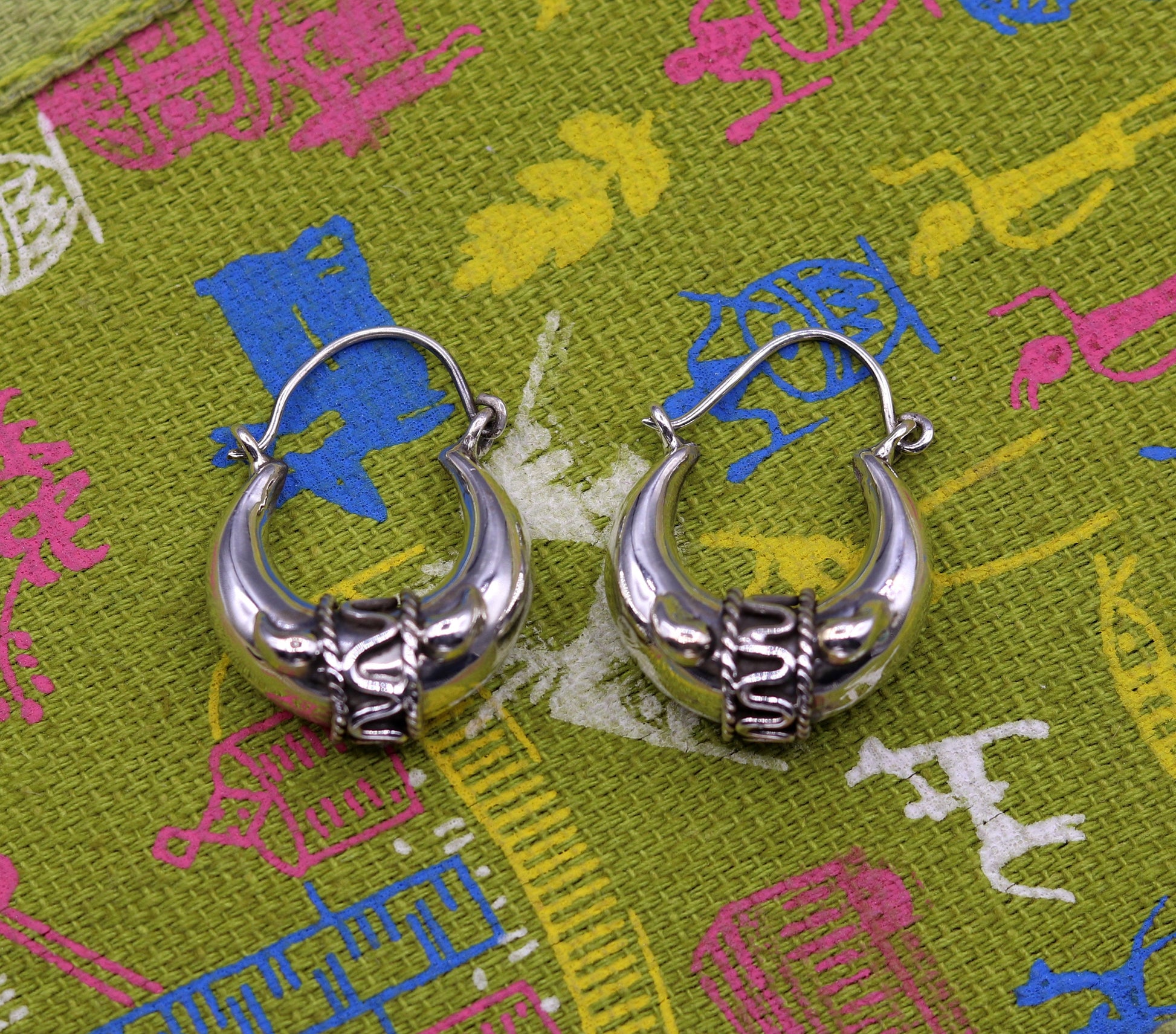 925 sterling pure silver handmade vintage style fabulous unisex hoops earrings kundal, ethnic bali tribal jewelry from india s586 - TRIBAL ORNAMENTS