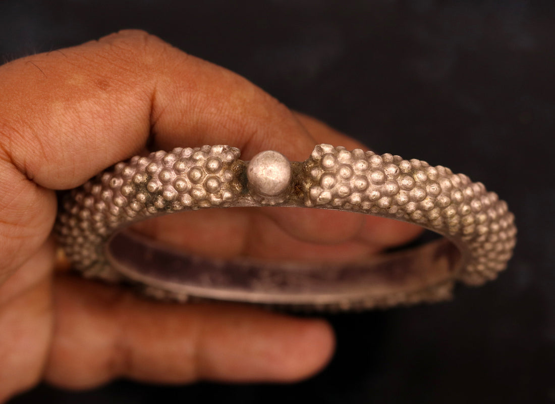 Vintage antique handmade sterling silver bangle bracelet kada ,amazing Ethnic Rajwadi Banjara tribal jewelry for belly dance sba17 - TRIBAL ORNAMENTS