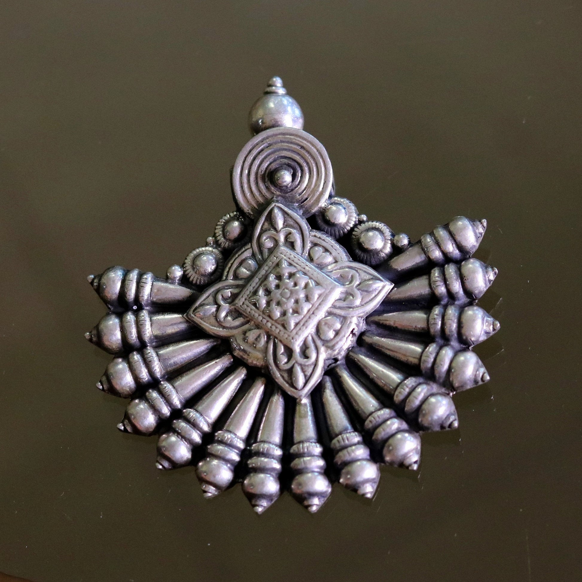 925 Sterling silver handmade vintage design modern trendy look ethnic pendant, charm necklace, temple jewelry, tribal jewelry india nsp352 - TRIBAL ORNAMENTS