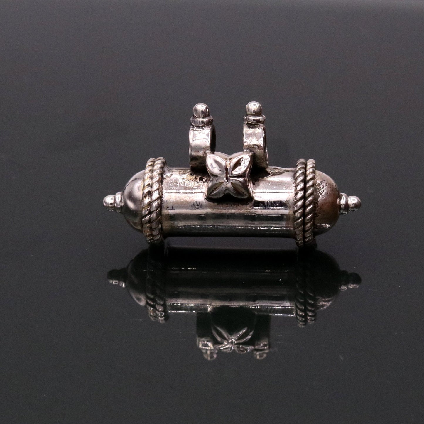 Vintage design handmade ethnic style amulet pendant,925 sterling silver pendant , silver madaliya, tribal box container pendant nsp324 - TRIBAL ORNAMENTS