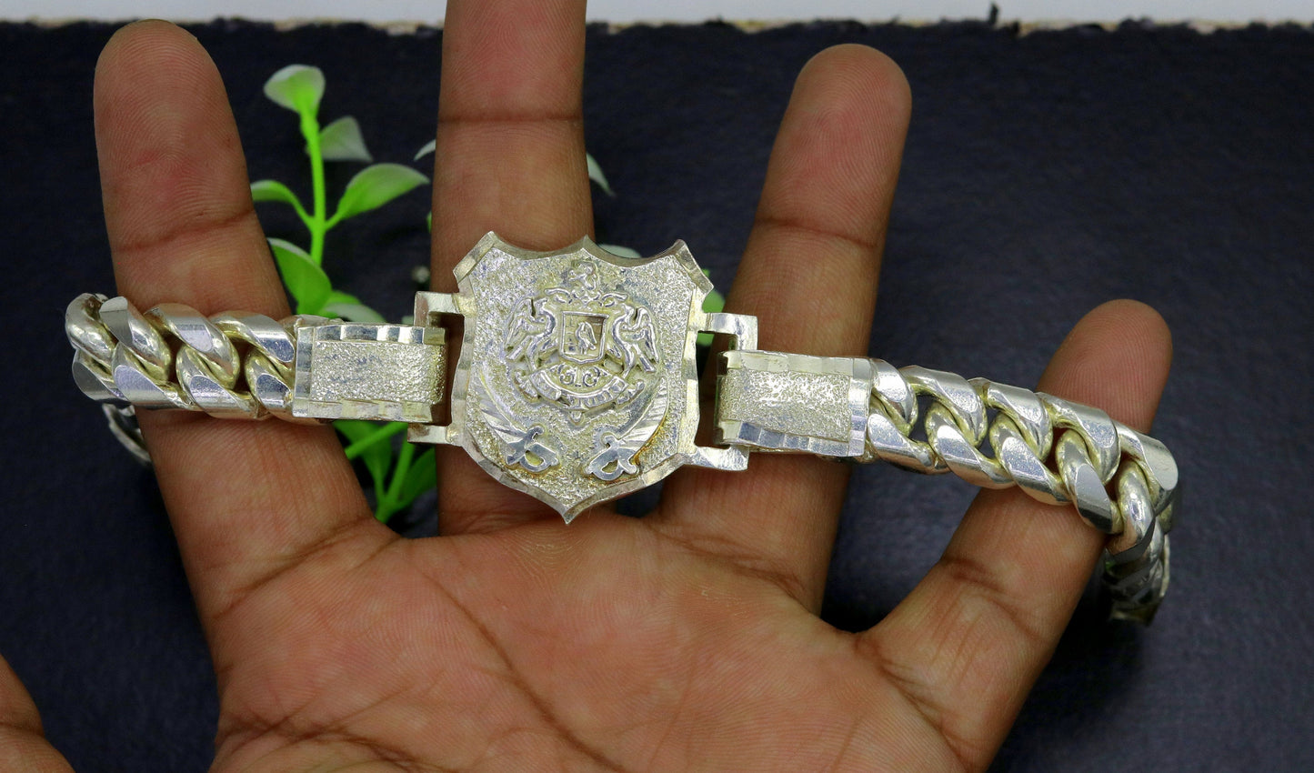 9.5" Vintage design solid 925 sterling silver handmade gorgeous Rajput 'Ranbanka Rathore' logo bracelet excellent gifting jewelry sbr154 - TRIBAL ORNAMENTS