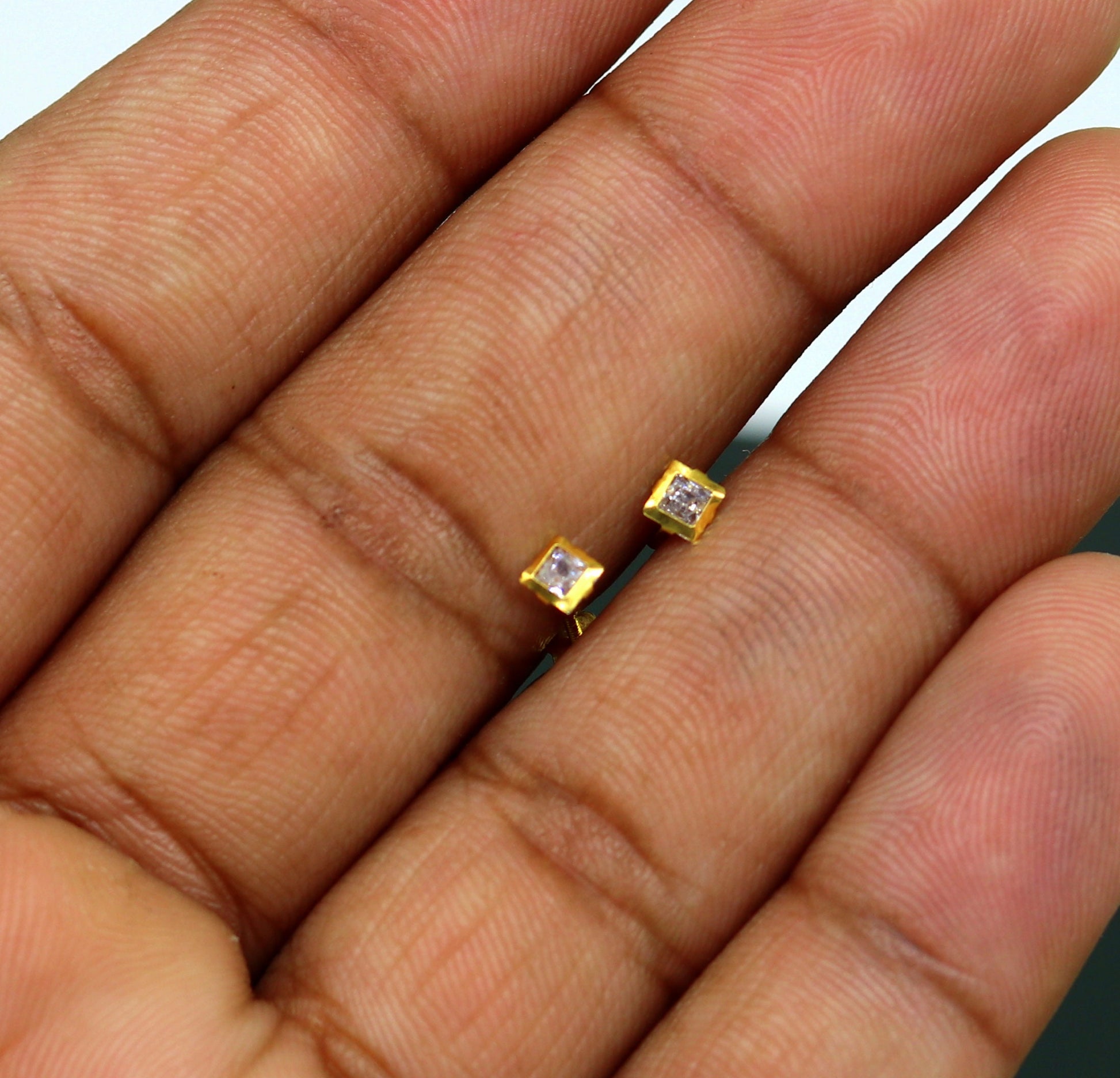 3.5mm or 4mm tiny single stone handmade 18kt yellow gold combo jewelry ear stud or nose stud , baby stud cartilage jewelry er112 - TRIBAL ORNAMENTS
