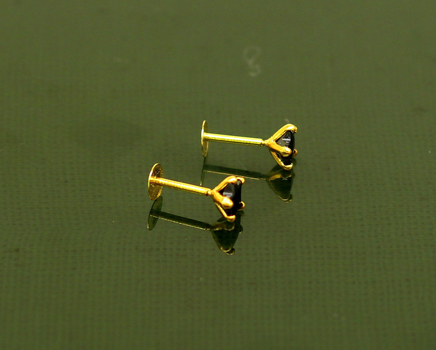 4 mm single black stone 18 kt yellow gold handmade star shape design fabulous screw back stud earring use as nose pin unisex jewelry er118 - TRIBAL ORNAMENTS