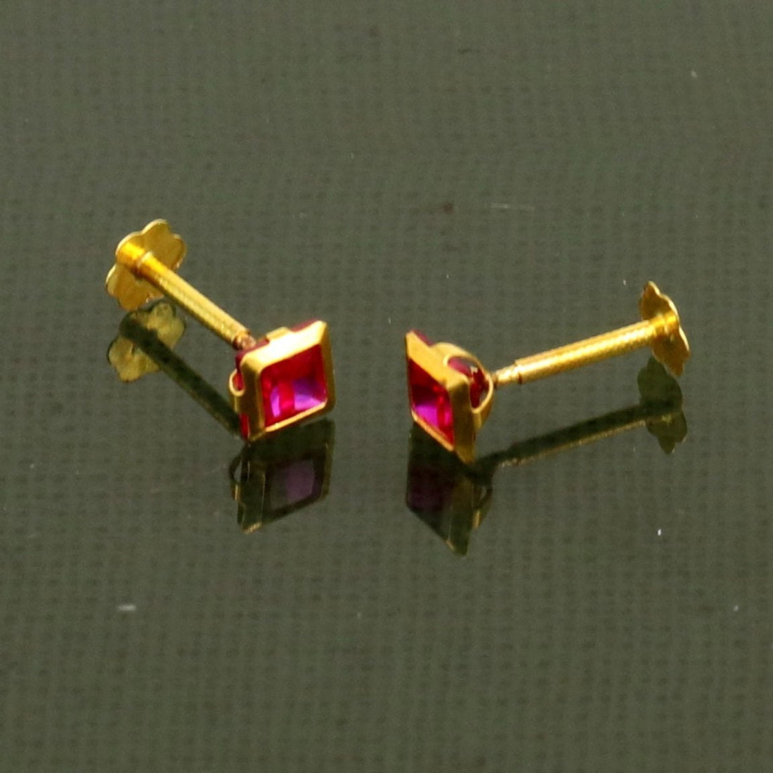 3MM/3.5/4mm single red stone 18kt yellow gold handmade square shape fabulous screw back stud earring or nose in unisex jewelry er122 - TRIBAL ORNAMENTS