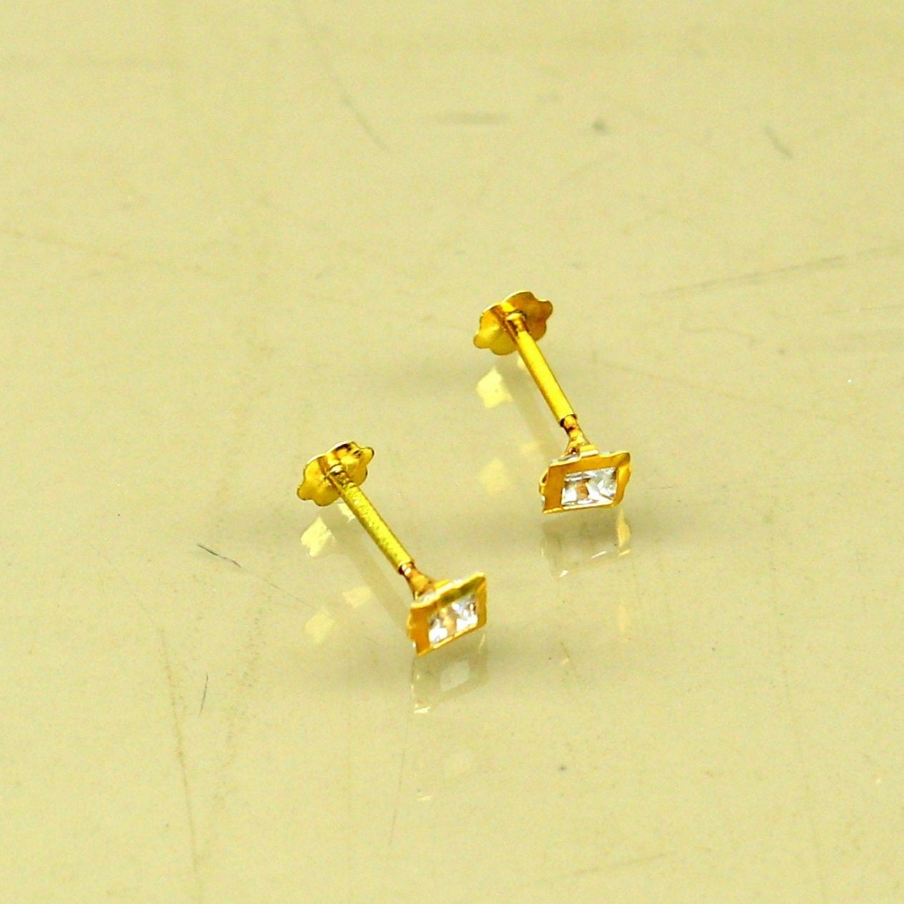 3.5mm or 4mm tiny single stone handmade 18kt yellow gold combo jewelry ear stud or nose stud , baby stud cartilage jewelry er112 - TRIBAL ORNAMENTS
