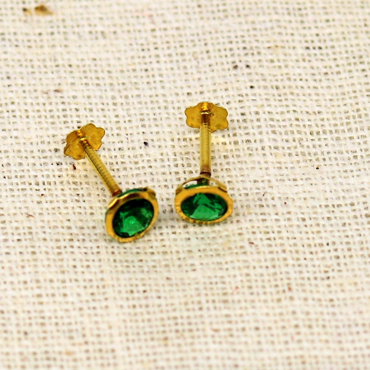4.2mm 18k yellow gold handmade fabulous green cubic zircon stone excellent antique vintage design stud earrings pair unisex jewelry er113 - TRIBAL ORNAMENTS