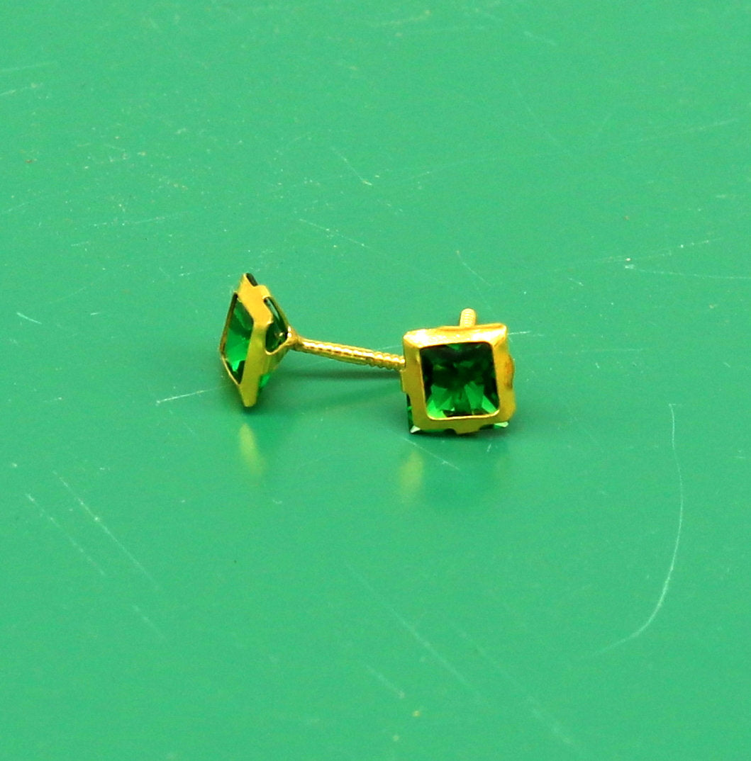 3MM OR 4mm single Green stone 18kt yellow gold handmade square shape fabulous screw back stud earring or nose pin unisex jewelry er121 - TRIBAL ORNAMENTS