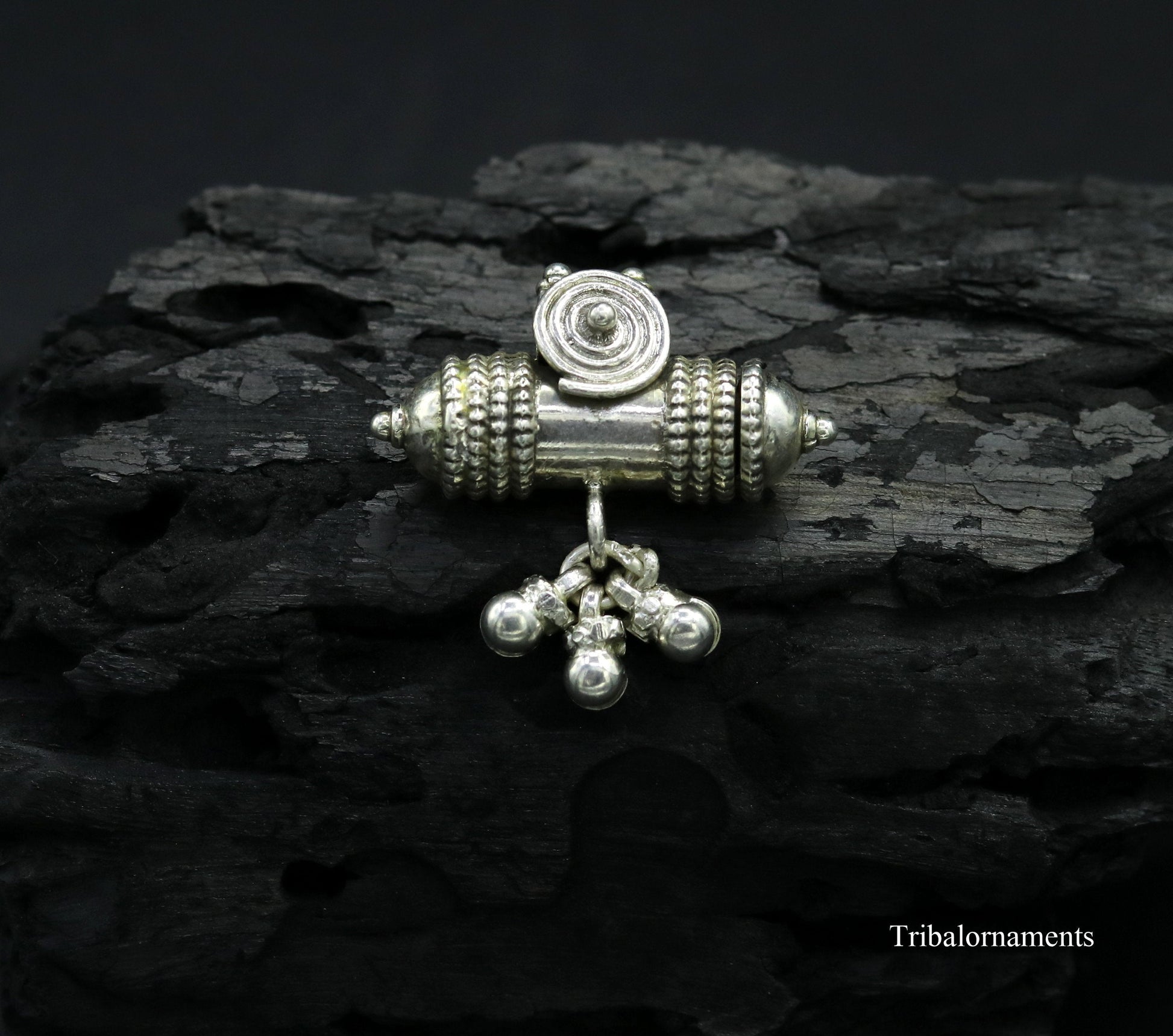 925 sterling silver handmade chitai work amulet pendant, box pendant, container box pendant customized charm jewelry belly dance  nsp384 - TRIBAL ORNAMENTS