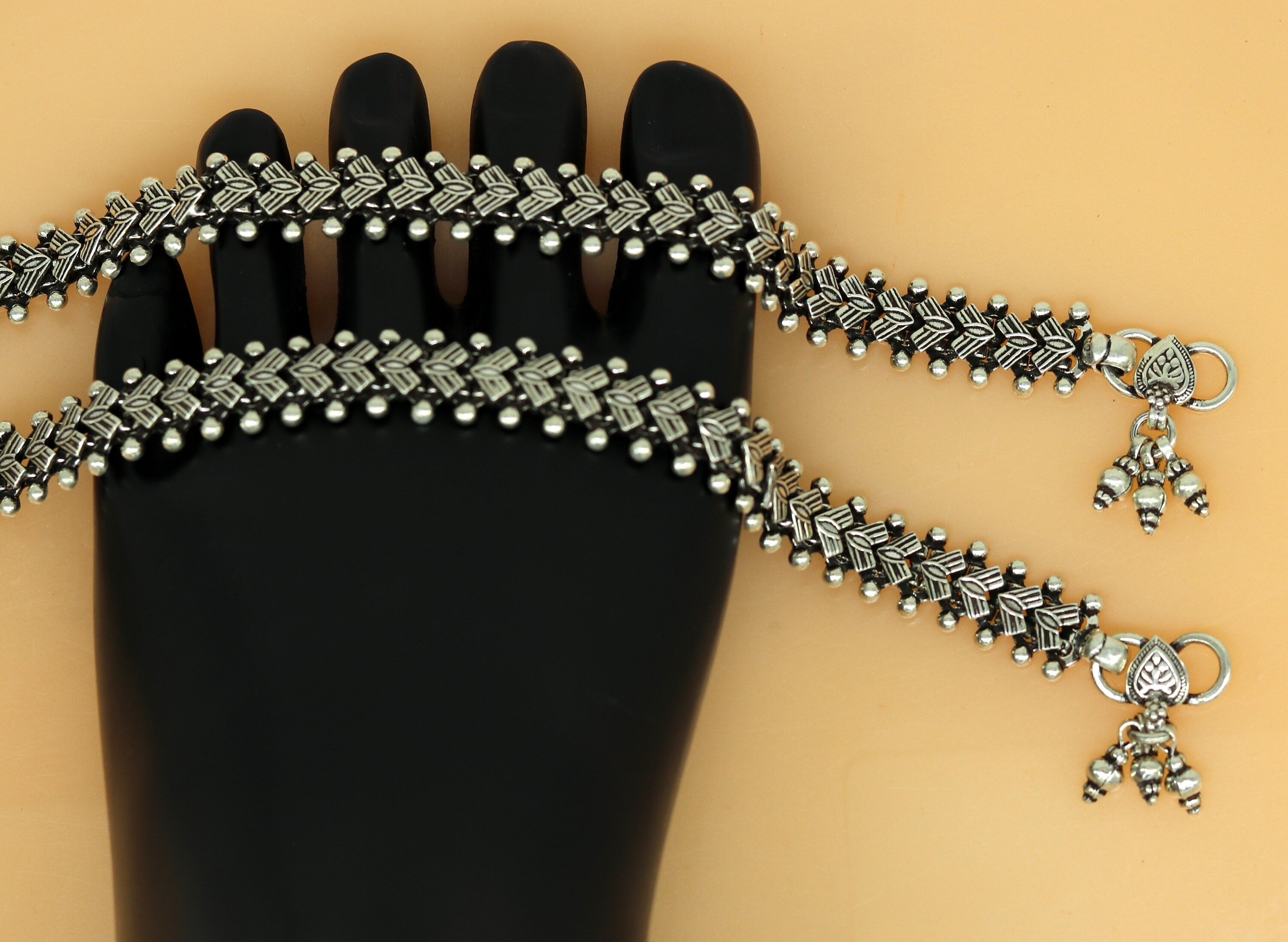 Traditional silver hot sale anklets designs