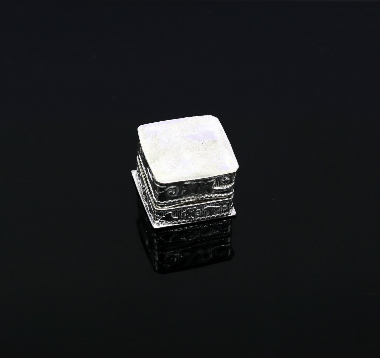 925 sterling silver handmade gorgeous small trinket box, floral enamel work casket box, mini gifting container box, silver article stb78 - TRIBAL ORNAMENTS