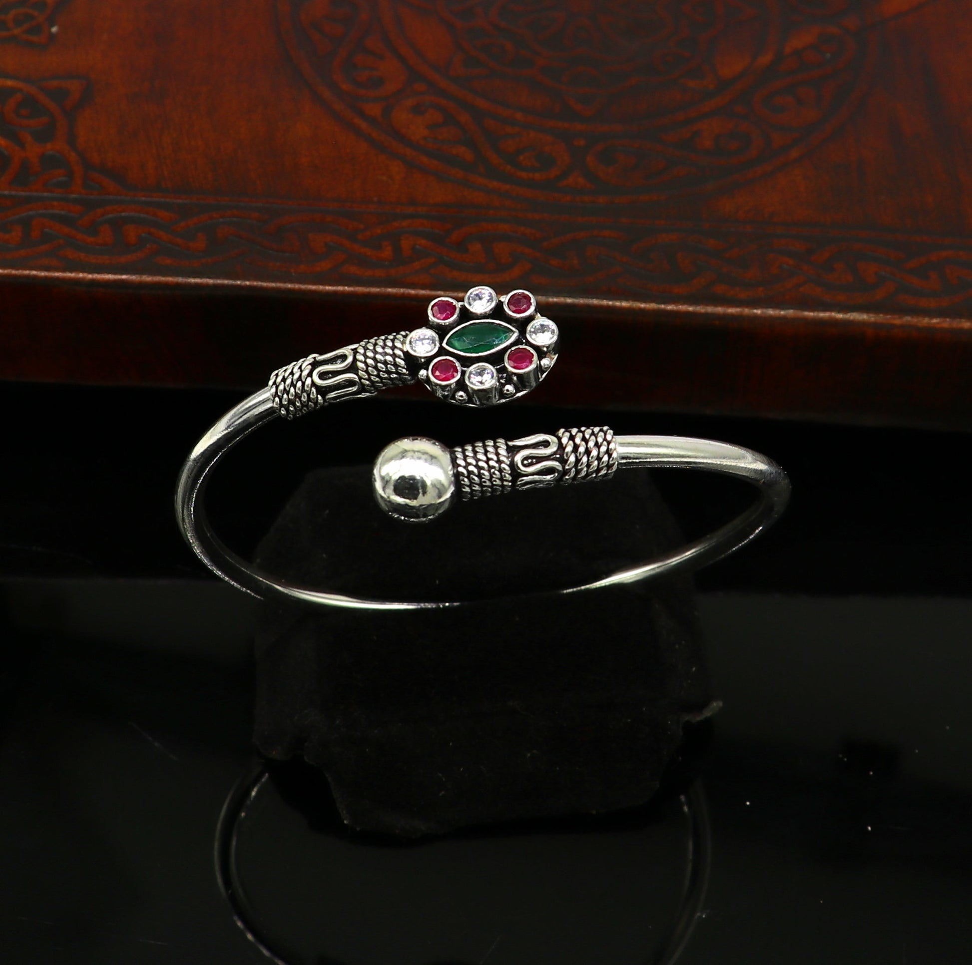 Customized design 925 sterling silver handcrafted design bangle bracelet kada, Vintage fancy stylish oxidized tribal jewelry nssk279 - TRIBAL ORNAMENTS