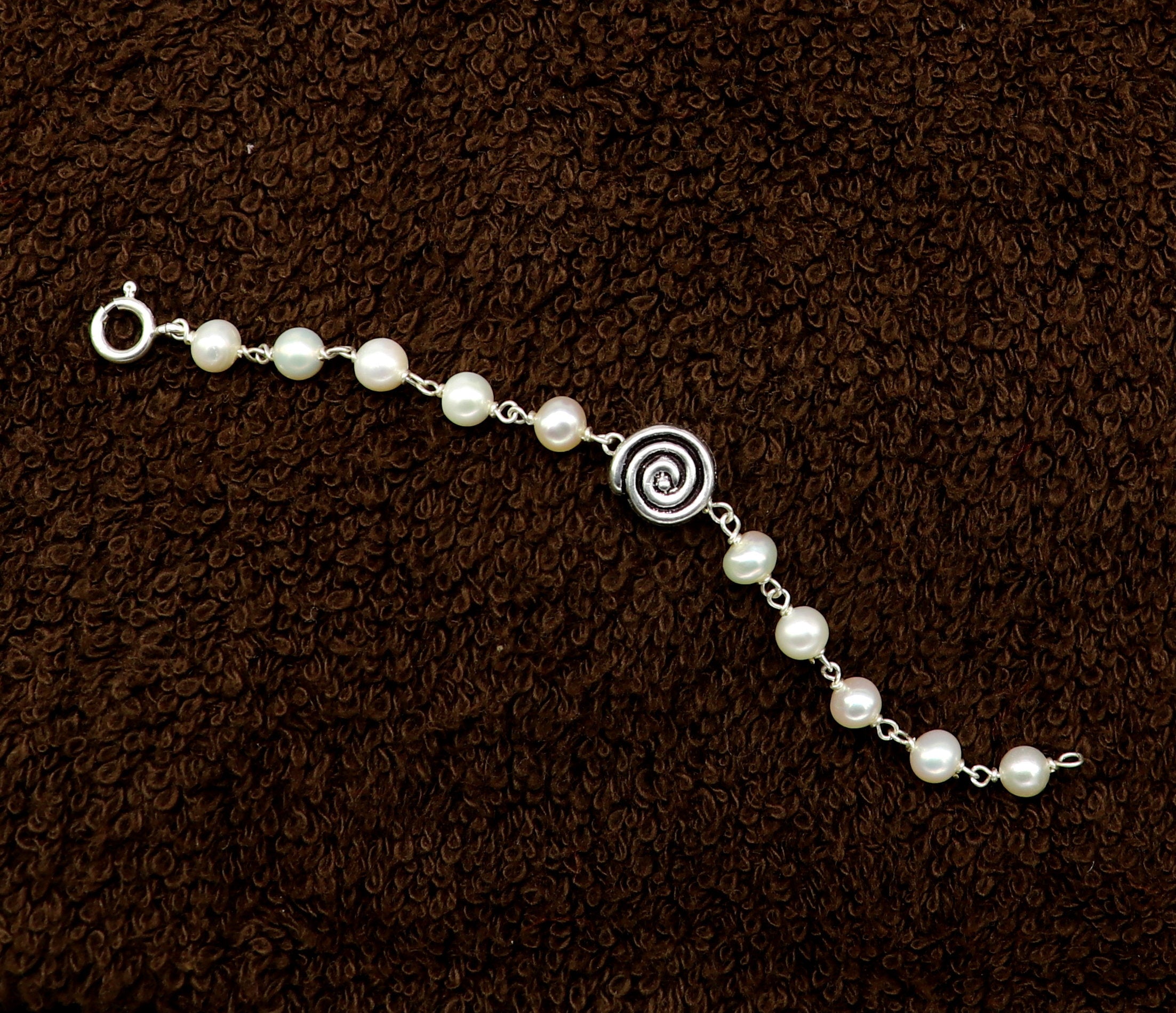 Bracelet making | how to make thread bracelet | handmade pearl bracelet |  friendship band - YouTube