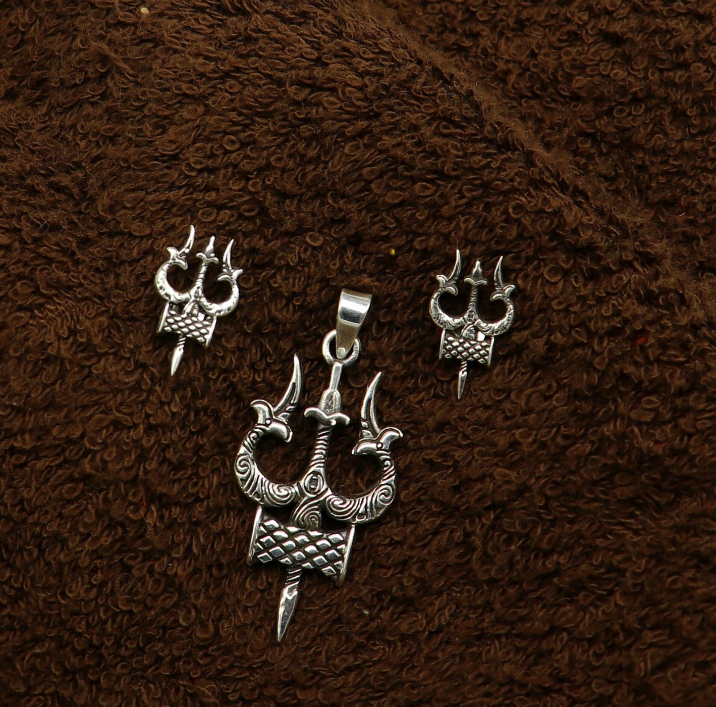 Idol lord Shiva trident damaru shape 925 sterling silver customized designer pendant with stud, gorgeous stylish best gifting pendant ssp359 - TRIBAL ORNAMENTS