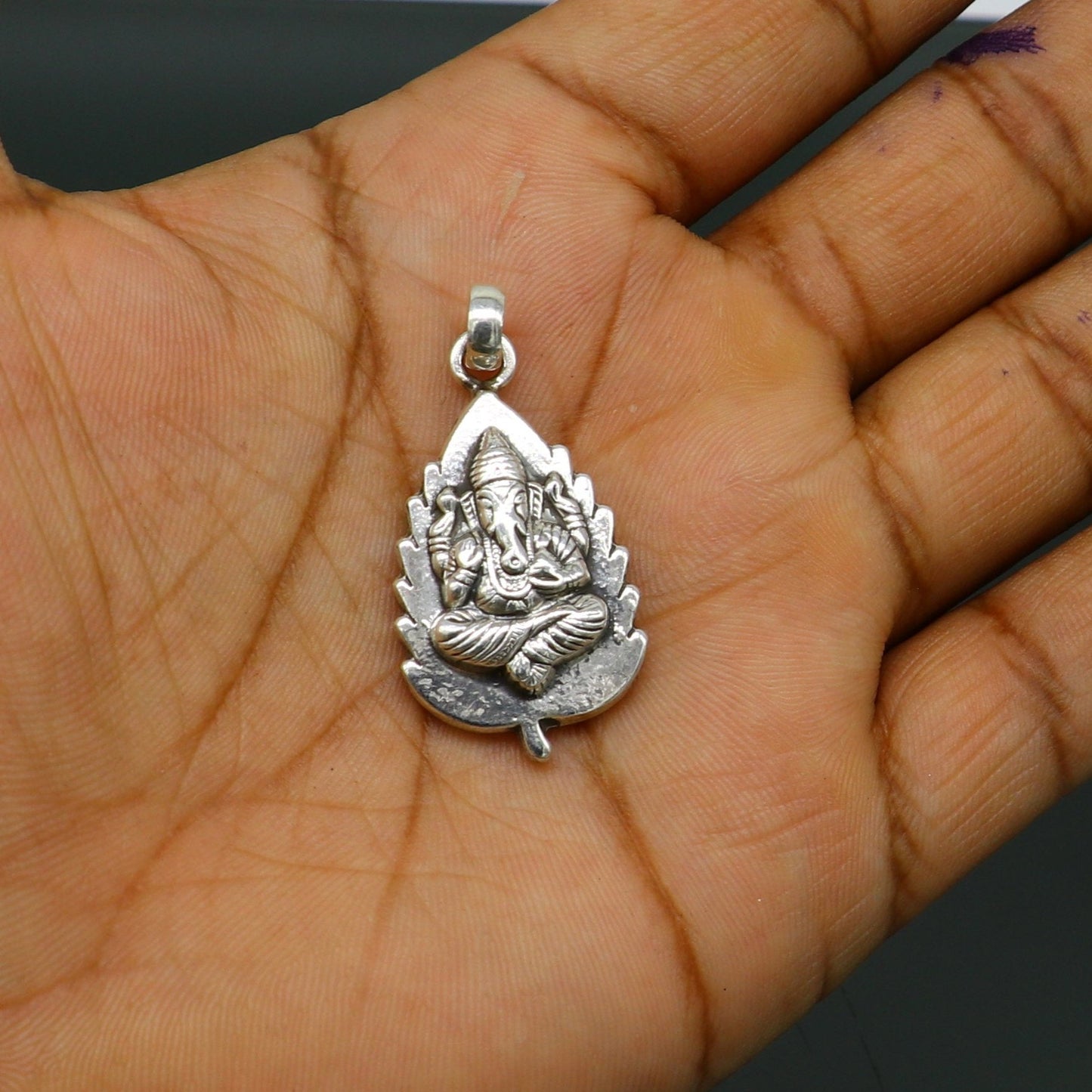 925 fine pure silver leaf Ganesha idol pendant, unique stylish customized pendant, best gifting vintage style pendant necklace ssp416 - TRIBAL ORNAMENTS