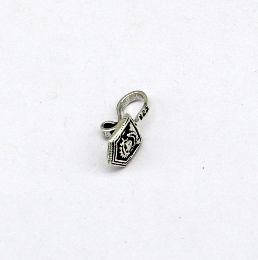 925 Sterling silver tribal deity nose pin, pure silver clip on nose pin, without piercing nose stud, party wear nose pin jewelry np124 - TRIBAL ORNAMENTS