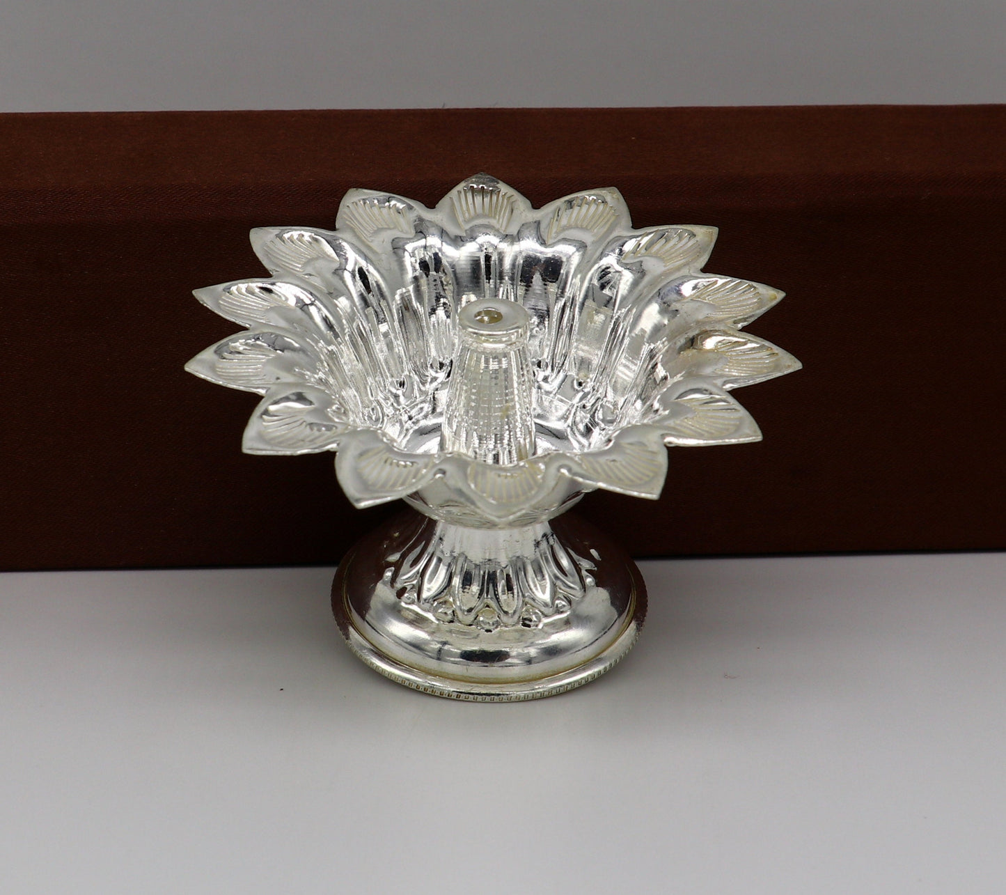 Fine 999 silver handmade flower shape oil lamp, silver temple utensils, silver diya, deepak, silver vessels, silver art decorative art su175 - TRIBAL ORNAMENTS