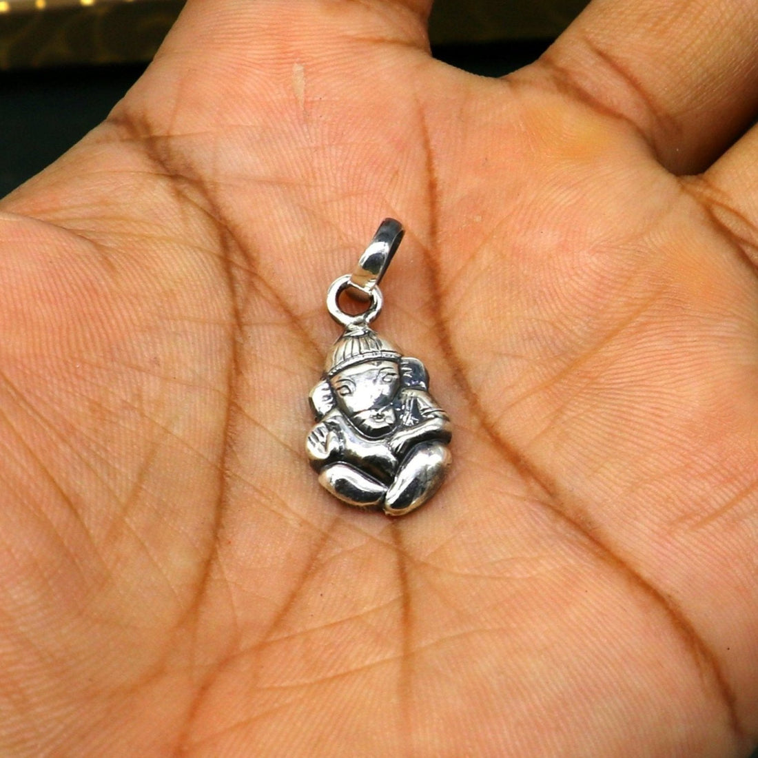 925 fine pure silver small Ganesha idol pendant, unique stylish customized pendant, best gifting vintage style pendant necklace ssp403 - TRIBAL ORNAMENTS