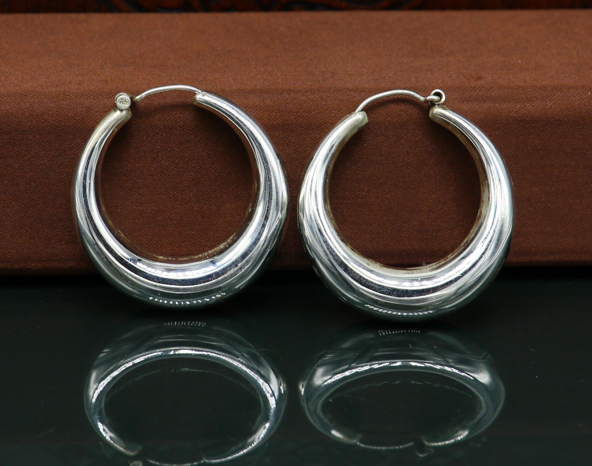 Vintage Design 925 sterling silver fabulous hoops earring, tribal kundal earring from Rajasthan India, best gifting unisex jewelry ear610 - TRIBAL ORNAMENTS