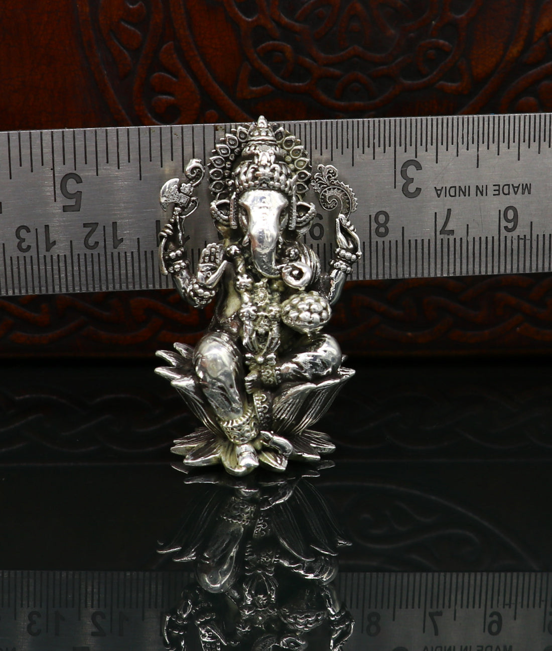 925 Sterling silver Lord Ganesh Idol, Pooja Articles, Silver Idols Figurine, handcrafted Lord Ganesh statue sculpture gifting art su213 - TRIBAL ORNAMENTS