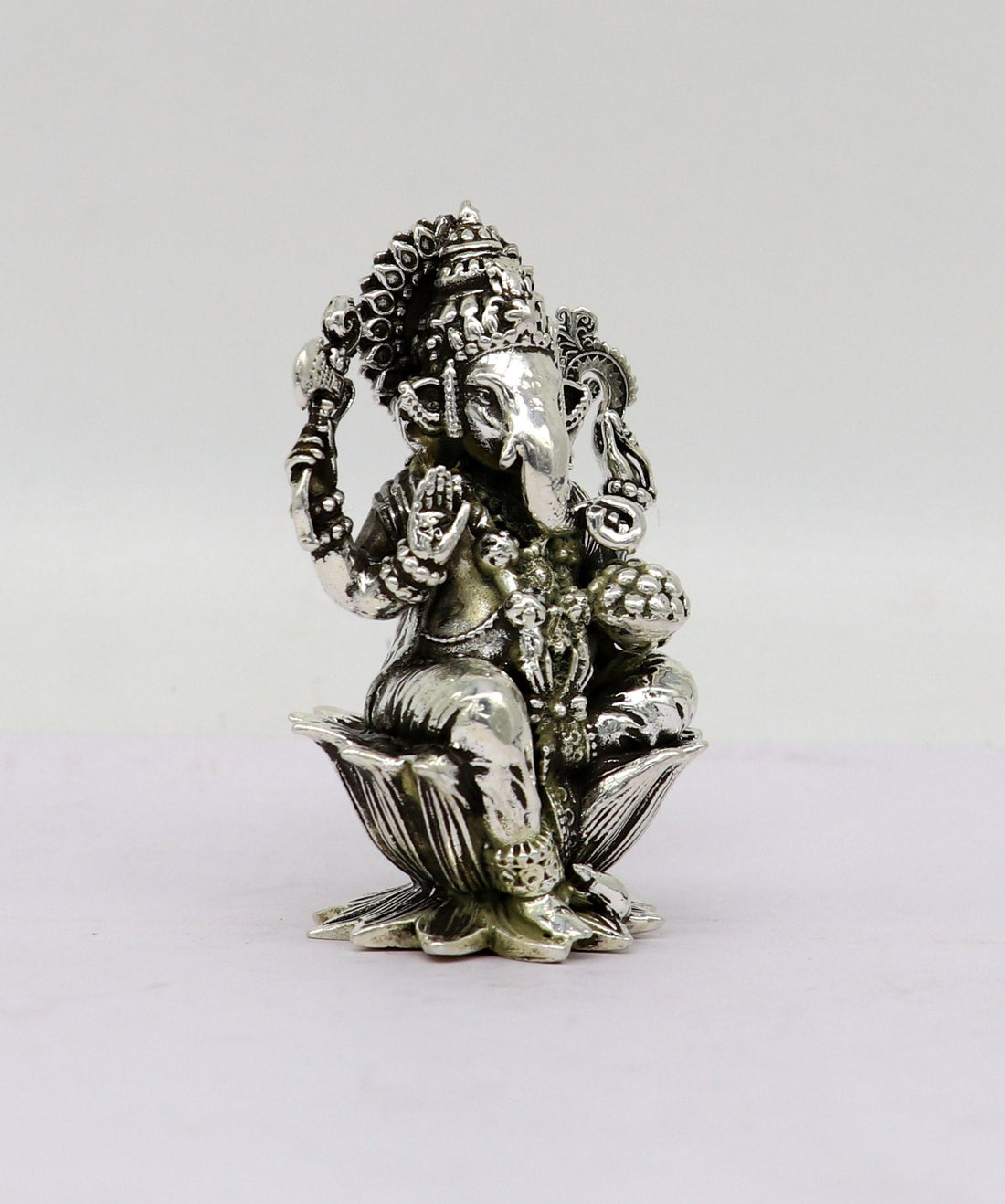 925 Sterling silver Lord Ganesh Idol, Pooja Articles, Silver Idols Figurine, handcrafted Lord Ganesh statue sculpture gifting art su213 - TRIBAL ORNAMENTS