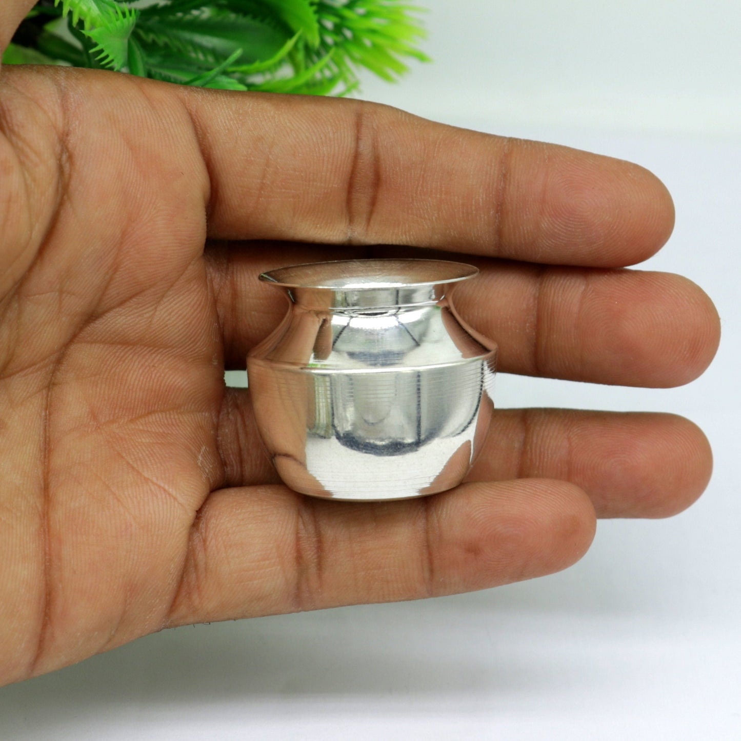 Pure 925 sterling silver handmade plain small Kalash or pot, unique special silver puja article, water or milk kalash pot india sv163 - TRIBAL ORNAMENTS