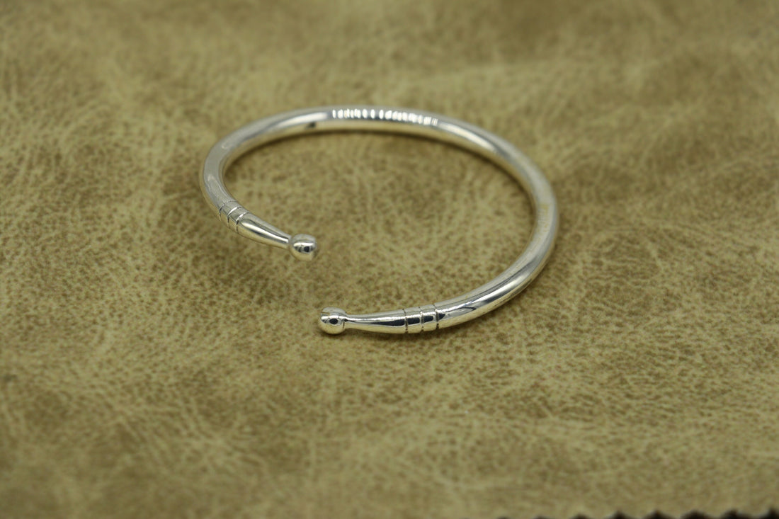 925 sterling silver exclusive plain bright design new born baby bangle kada, baby bracelet kada, best gifting adjustable kada nbbk224 - TRIBAL ORNAMENTS