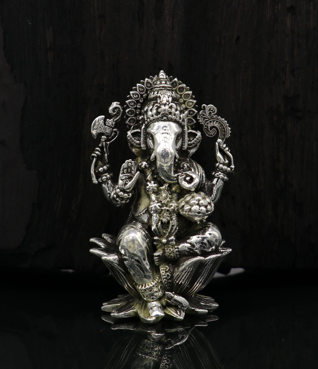 925 Sterling silver Lord Ganesh Idol, Pooja Articles, Silver Idols Figurine, handcrafted Lord Ganesh statue sculpture gifting art su213 - TRIBAL ORNAMENTS