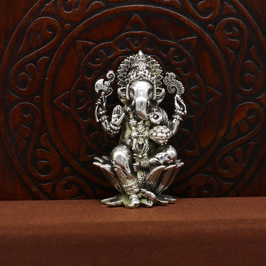 925 Sterling silver Lord Ganesh Idol, Pooja Articles, Silver Idols Figurine, handcrafted Lord Ganesh statue sculpture gifting art su213 - TRIBAL ORNAMENTS