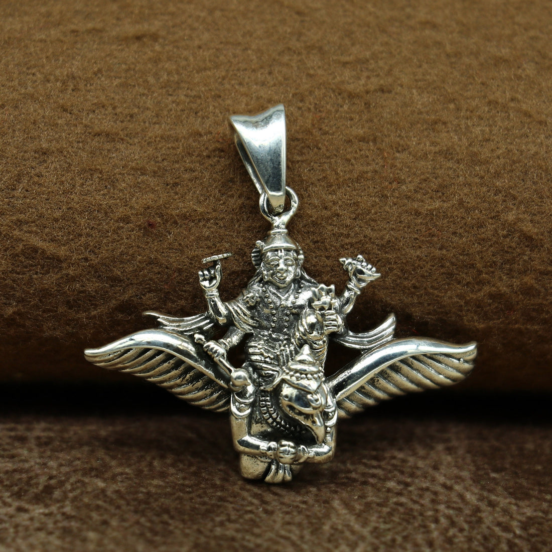 925 sterling silver Hindu idol Lord Vishnu with Garuda pendant, excellent gifting unisex locket pendant customized god jewelry ssp516 - TRIBAL ORNAMENTS